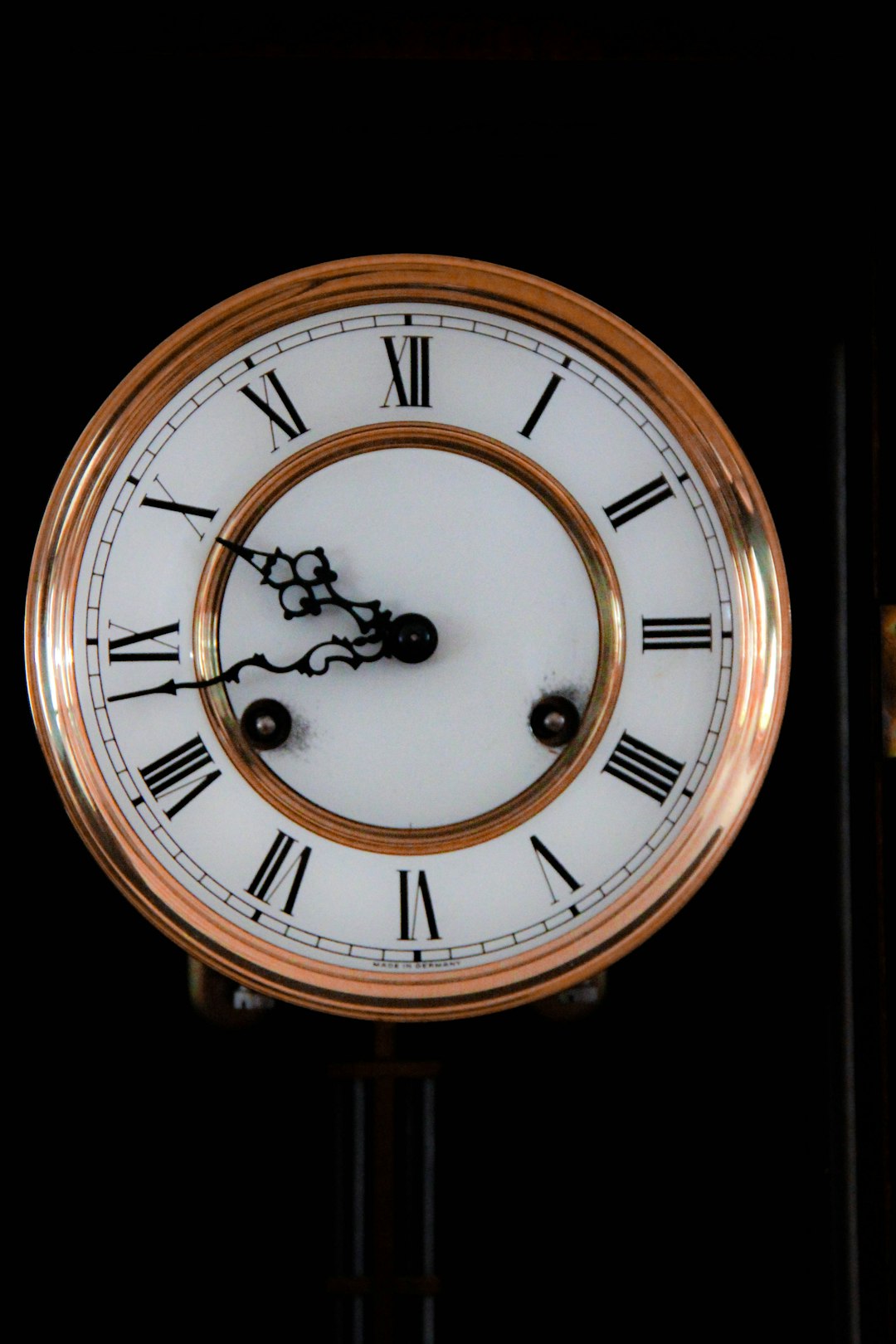 The Art of Restoring Vintage Wall Clocks