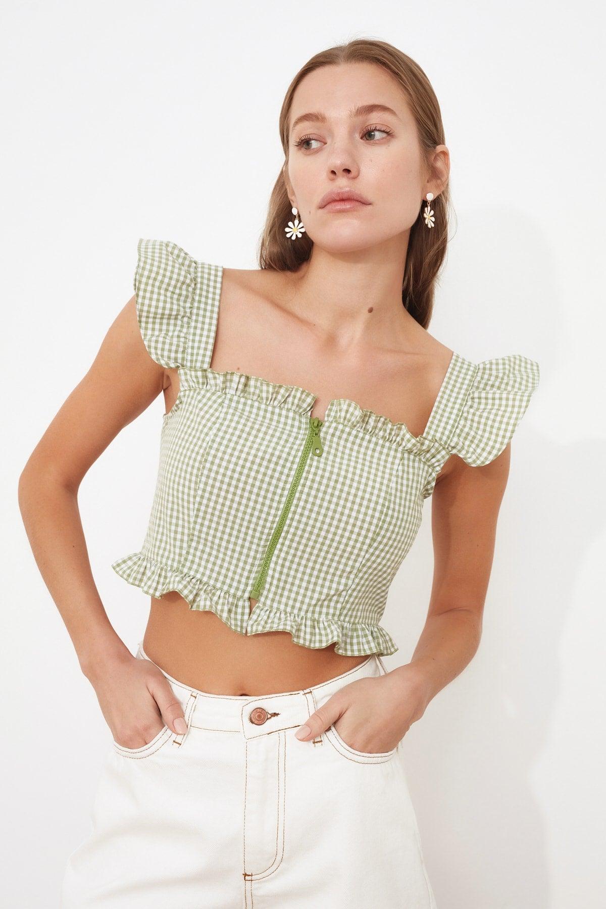 Green Fitted Woven Crop Zipper Detail Gingham Blouse TWOSS21BZ1366 - Swordslife