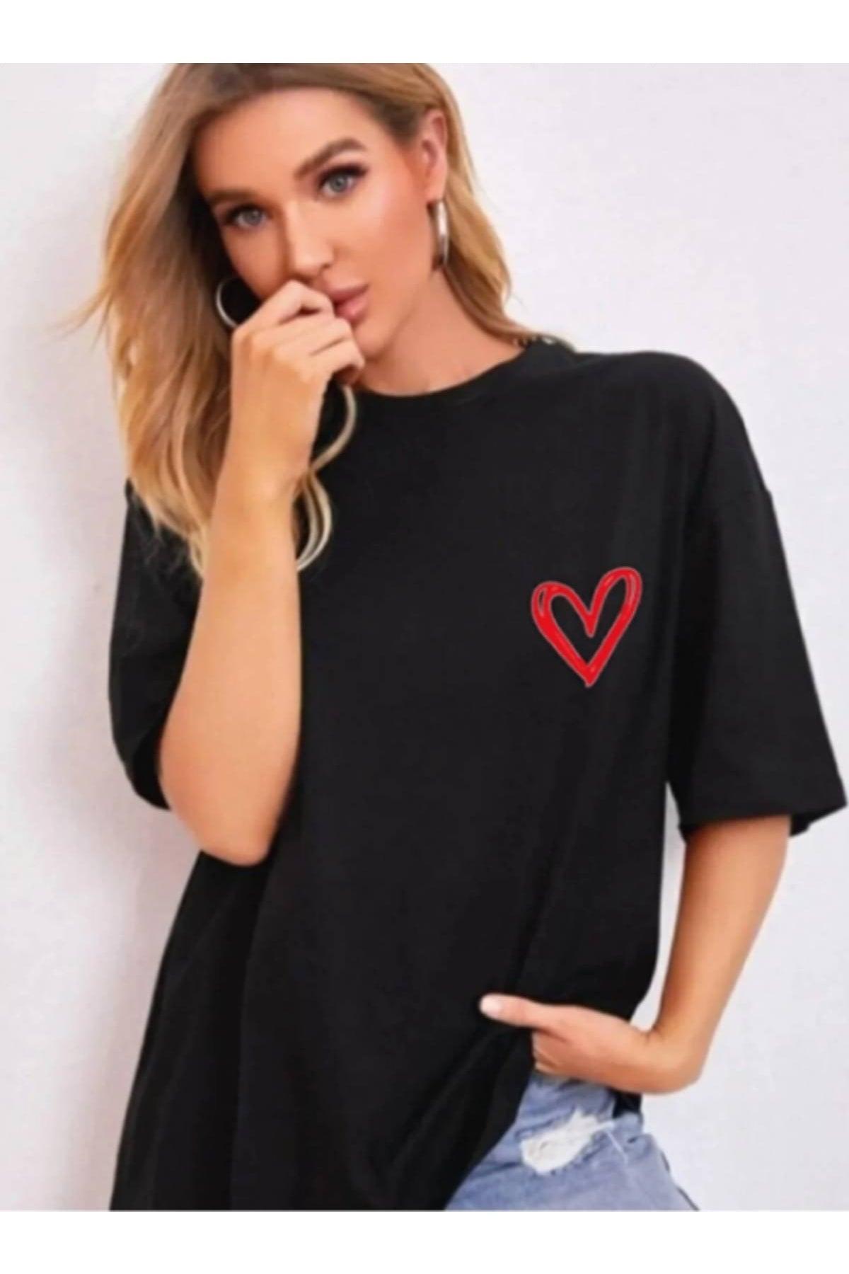 Minimal Heart Printed Black Oversize Tshirt - Swordslife