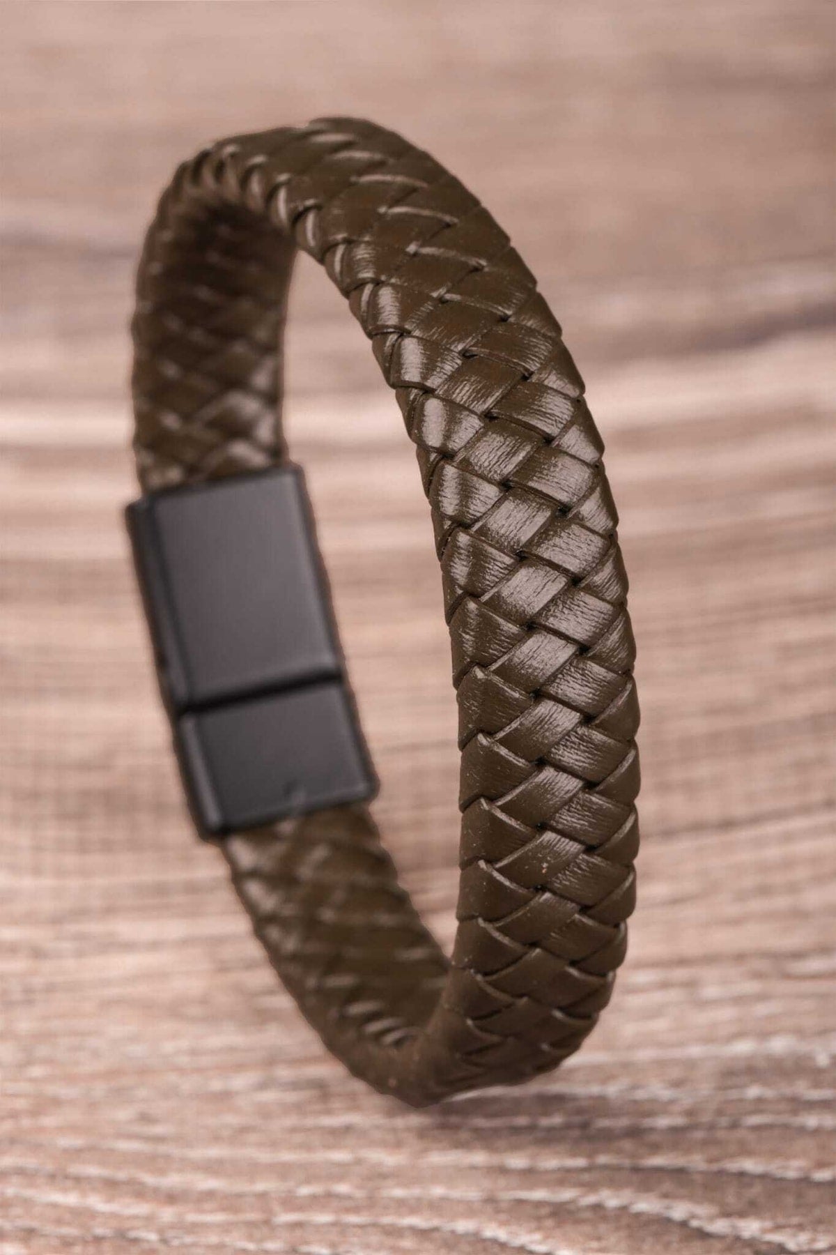 Magnet Genuine Leather Bracelet