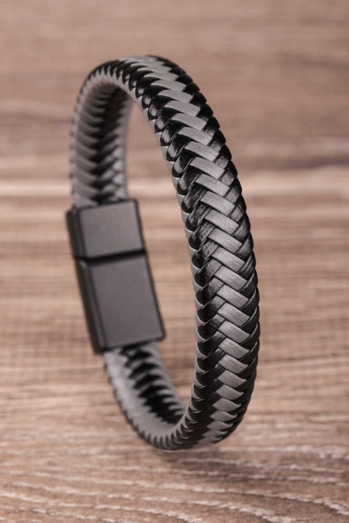 Magnet Vegan Leather Bracelet