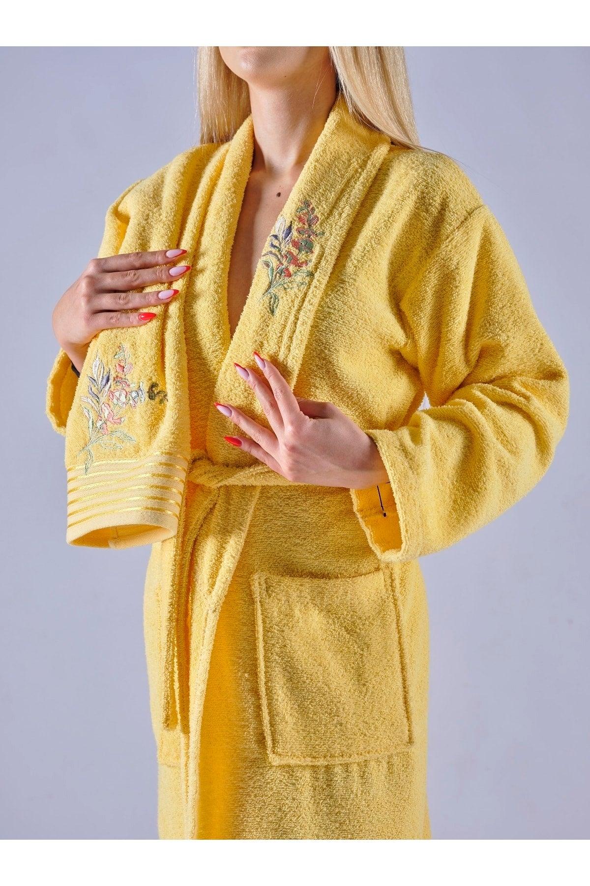 Alya Luxury Embroidered Cotton 2 Piece Bathrobe Set - Swordslife