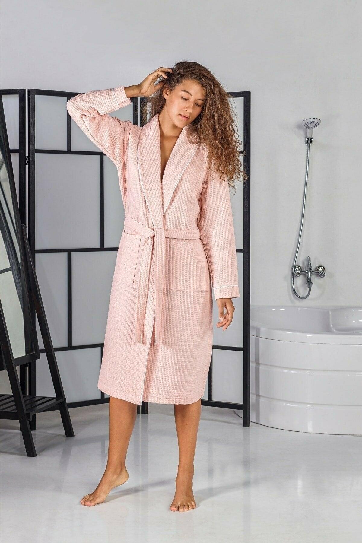 Unisex Soho Pike Bathrobe Powder - Swordslife