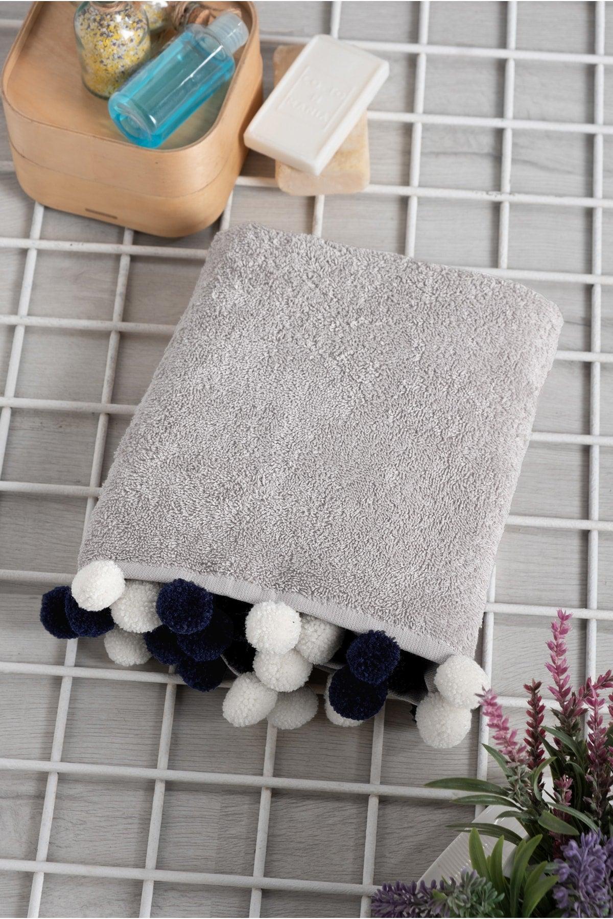 Pompom Face Towel (50x90) - Swordslife
