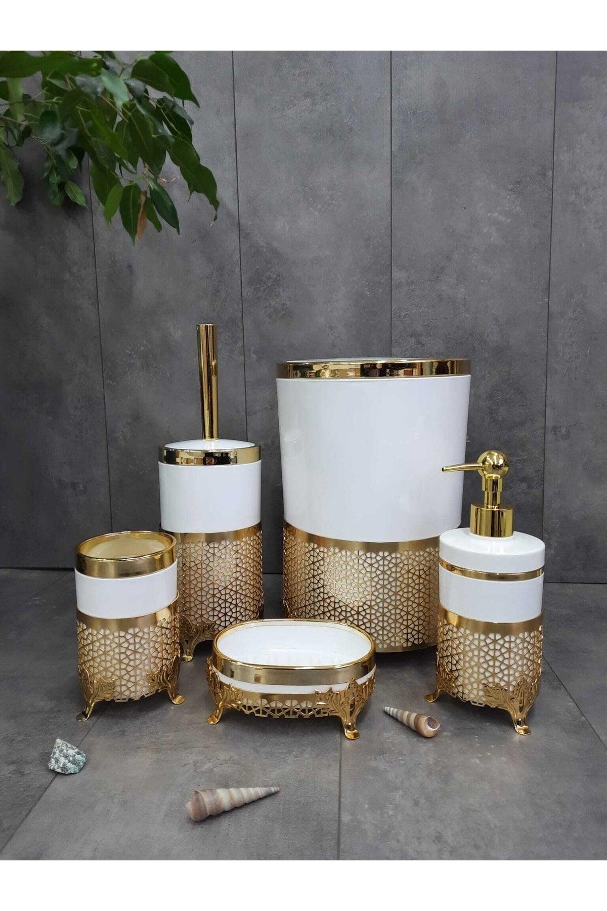 Avangard Cream on Gold Embroidered 5 Pcs Bathroom Set - Swordslife