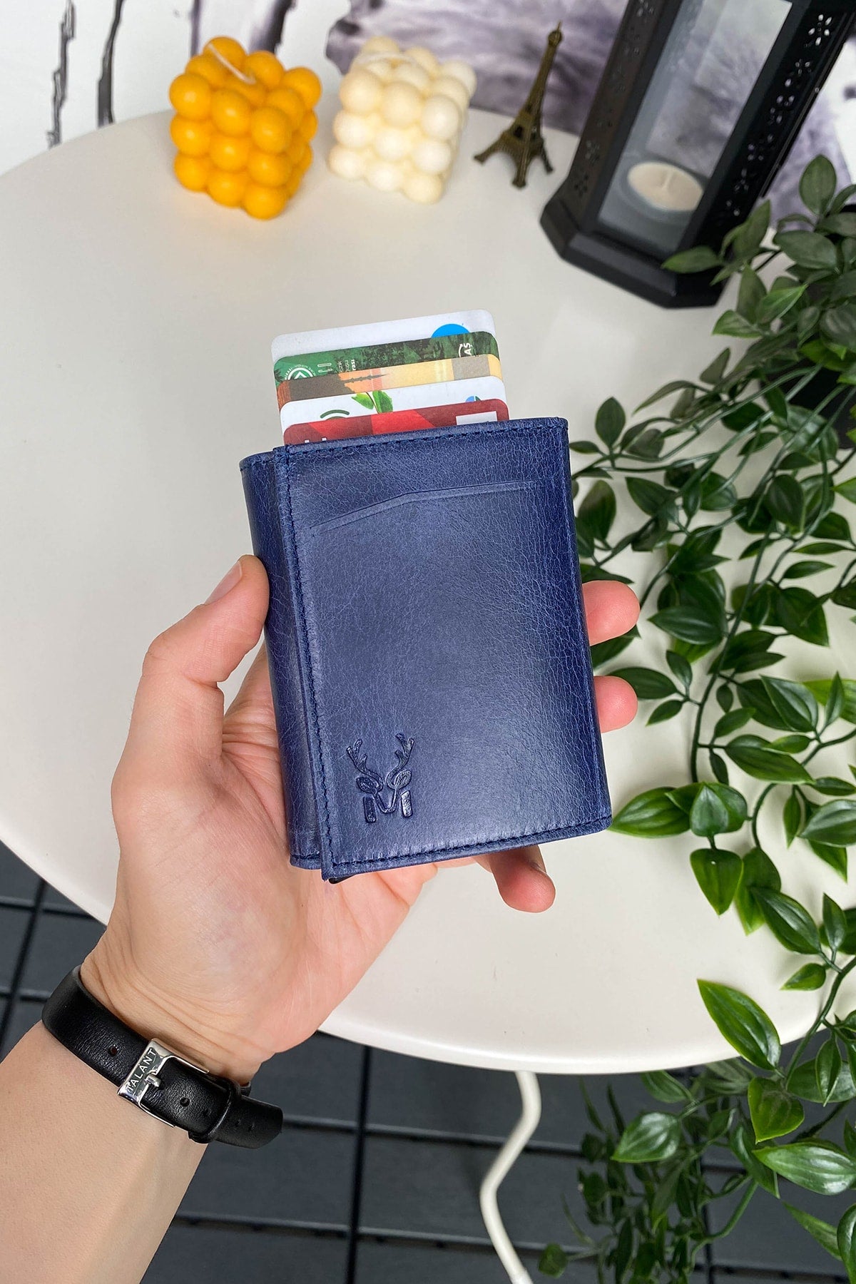 Pescol - Genuine Leather Smart Card Holder / Wallet with Rfid Protection Mechanism, High Level of Craftsmanship