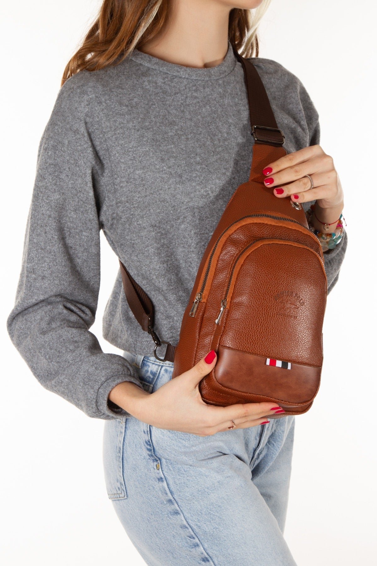 Unisex Cross Shoulder Bag with Headphone Output, Freebag, Vegan Leather (29x19cm)(gift Keychain)