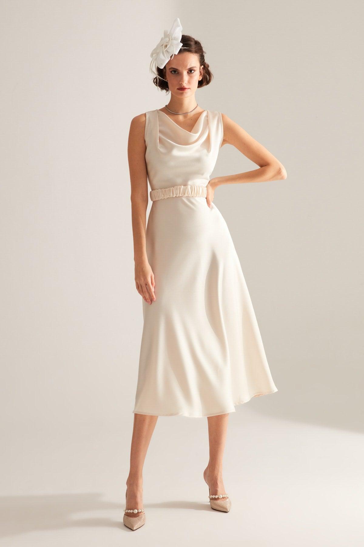 Marina Sleeveless Plunging Collar Flared Skirt Ecru Engagement Dress - Swordslife