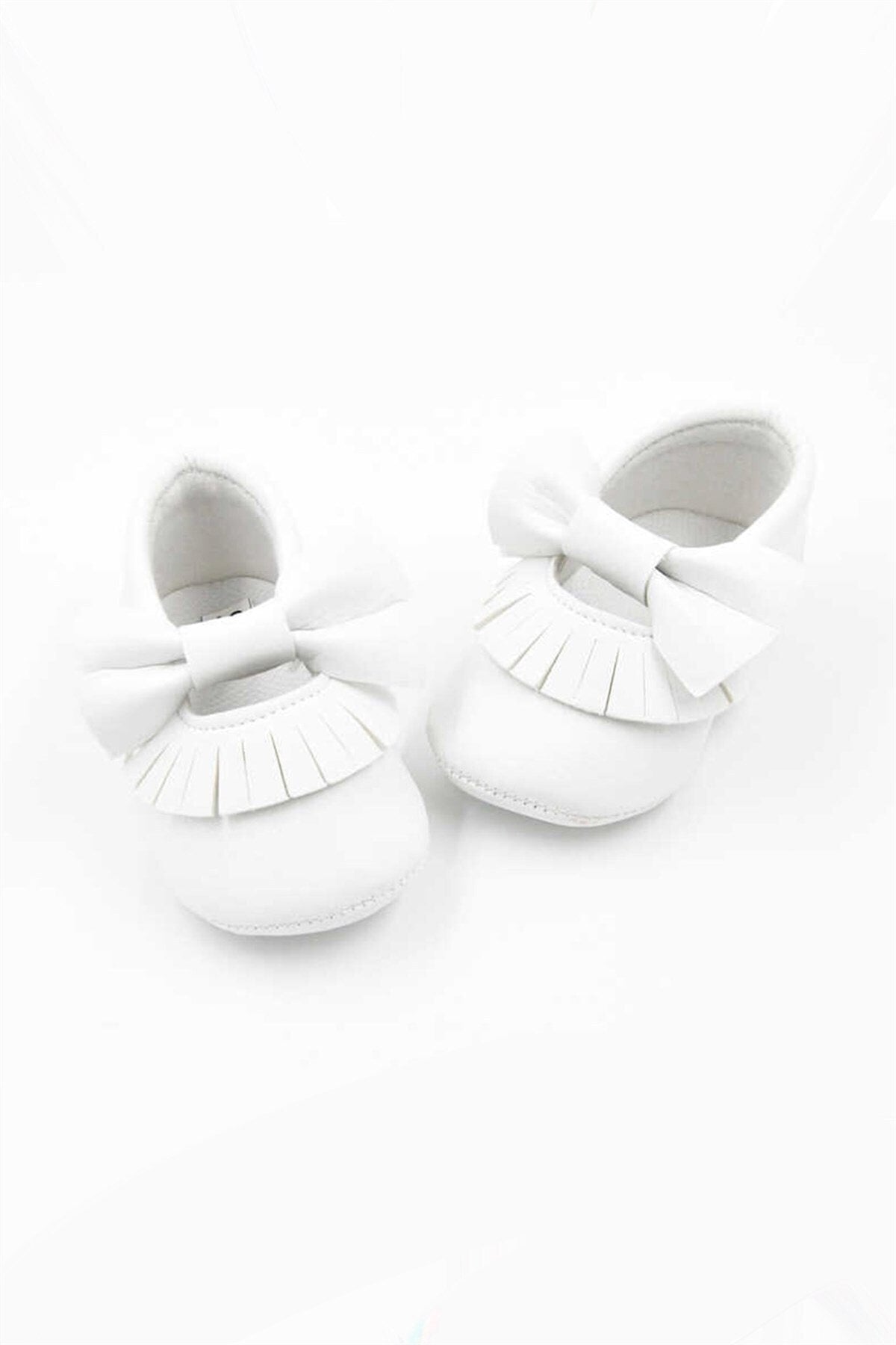 White Bow Tasseled Baby Shoes