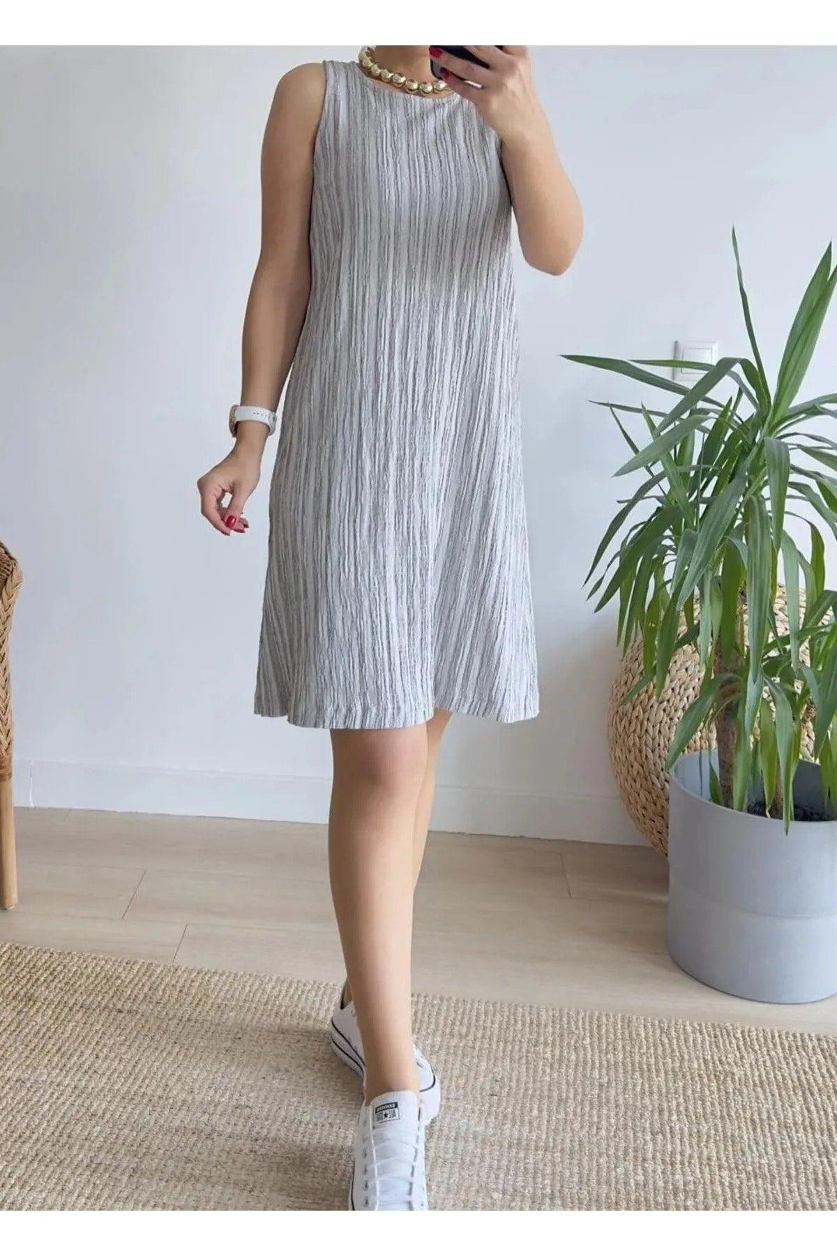 Gray Muslin Fabric Crew Neck Sleeveless Dress - Swordslife