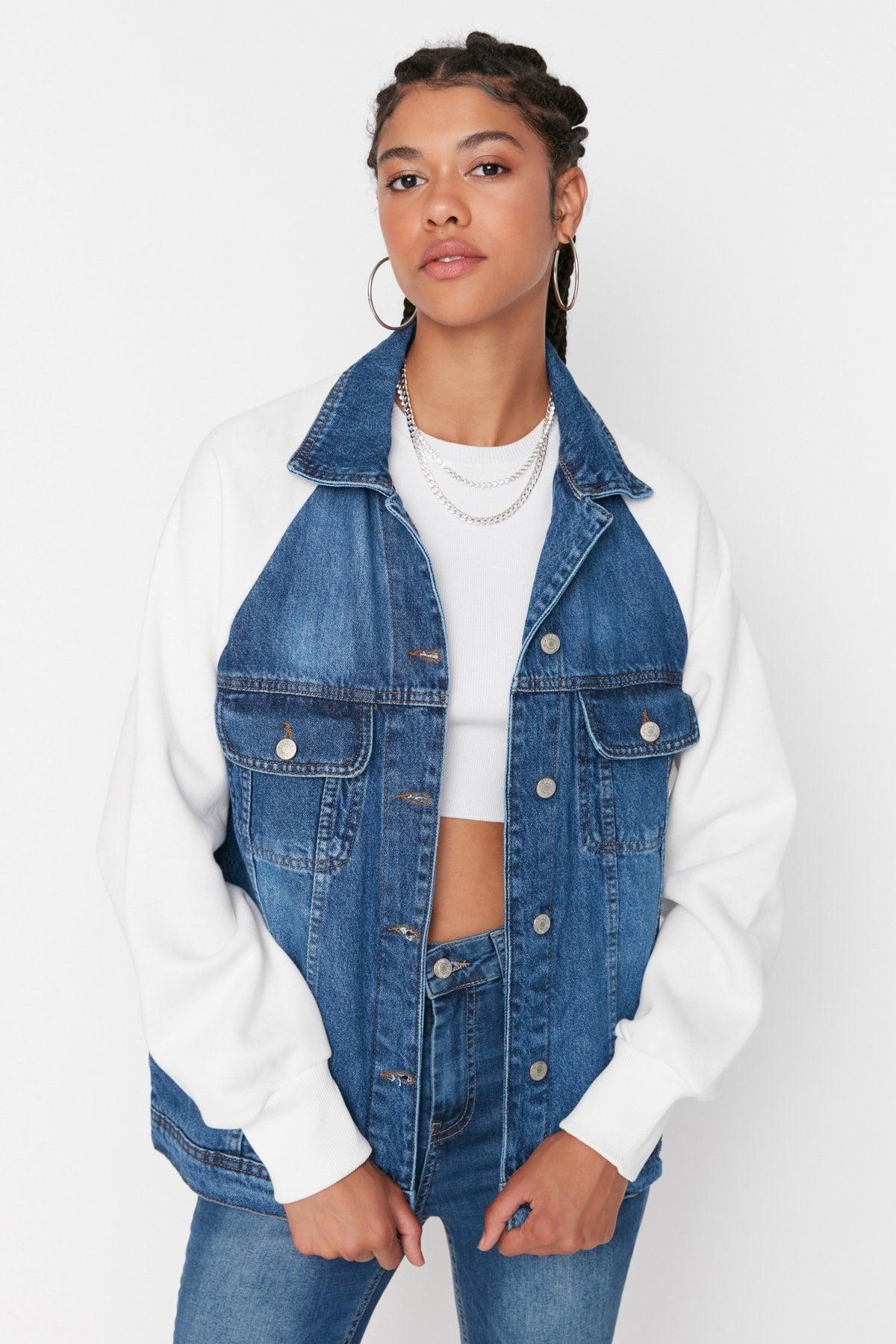 Blue Sleeves Knitted Denim Jacket TWOAW20CE0219 - Swordslife