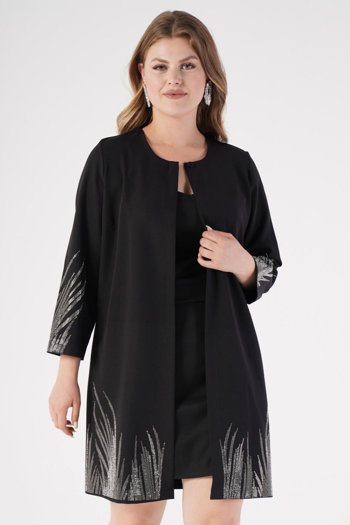 Large Size Embroidered Sleeves And Hemline Medium Size Jacket - Swordslife