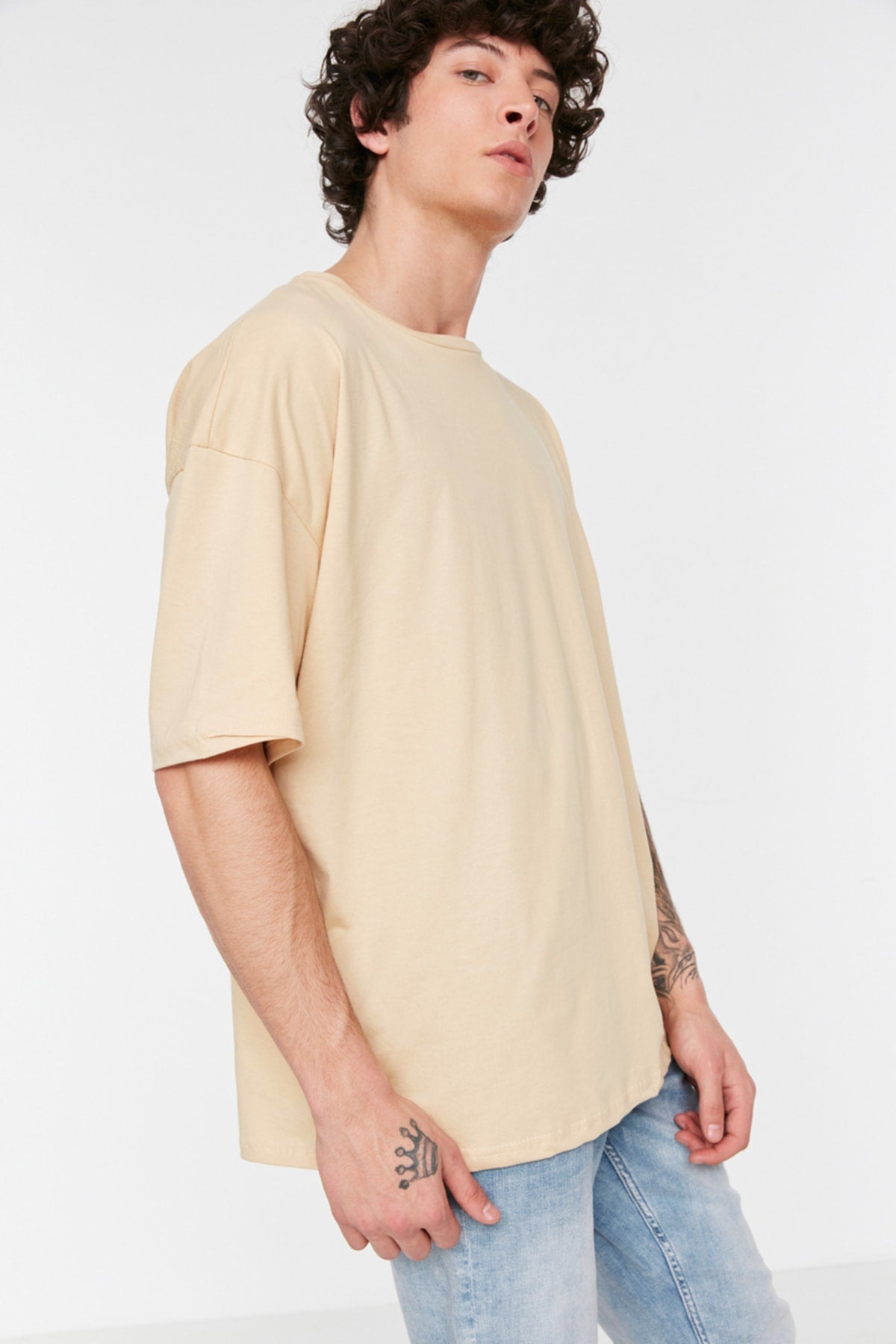 Beige Men's Basic 100% Cotton Crew Neck Oversize Short Sleeve T-Shirt TMNSS22TS0318