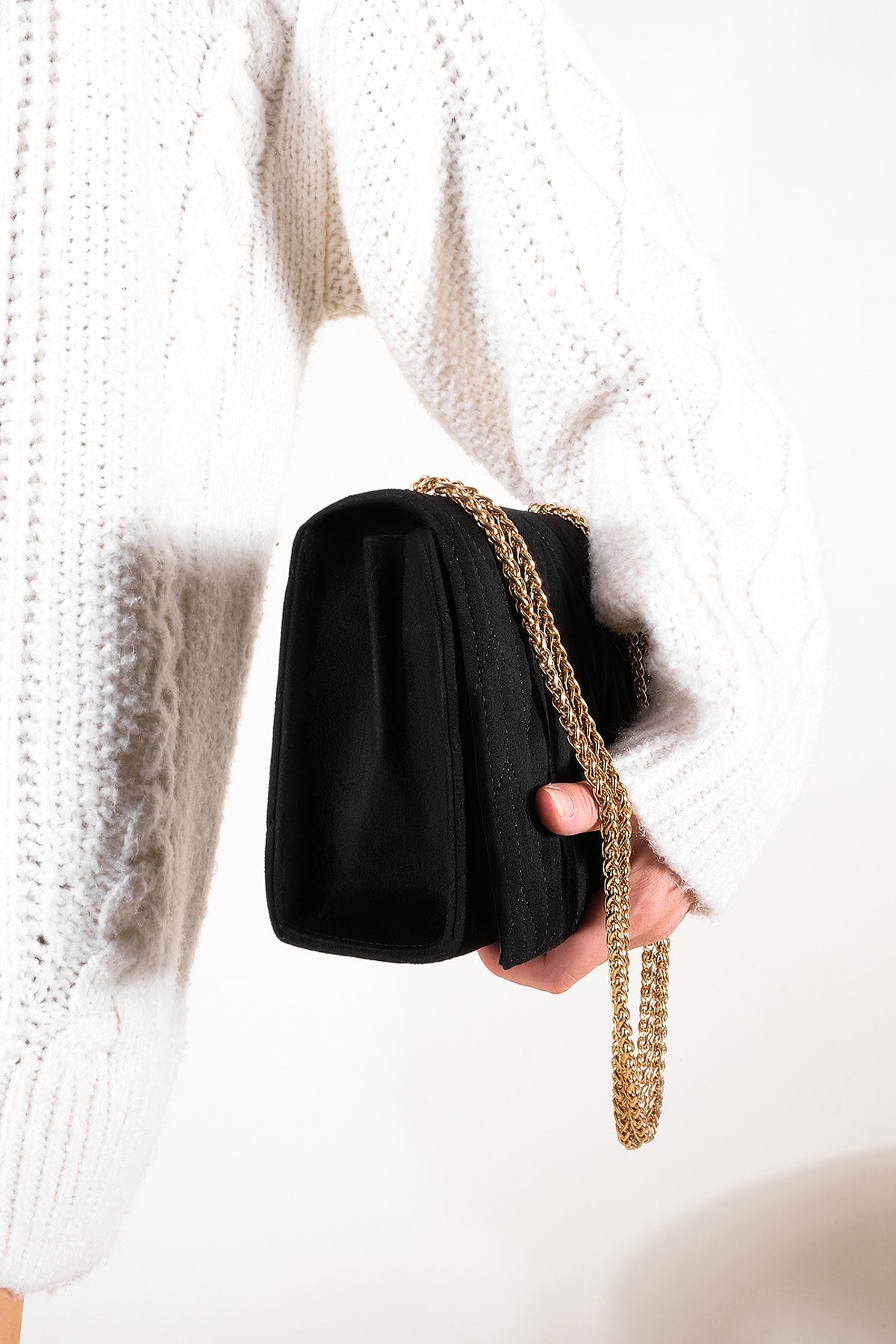 Women's Gold Color Chain Shoulder Bag Delbin Black Suede