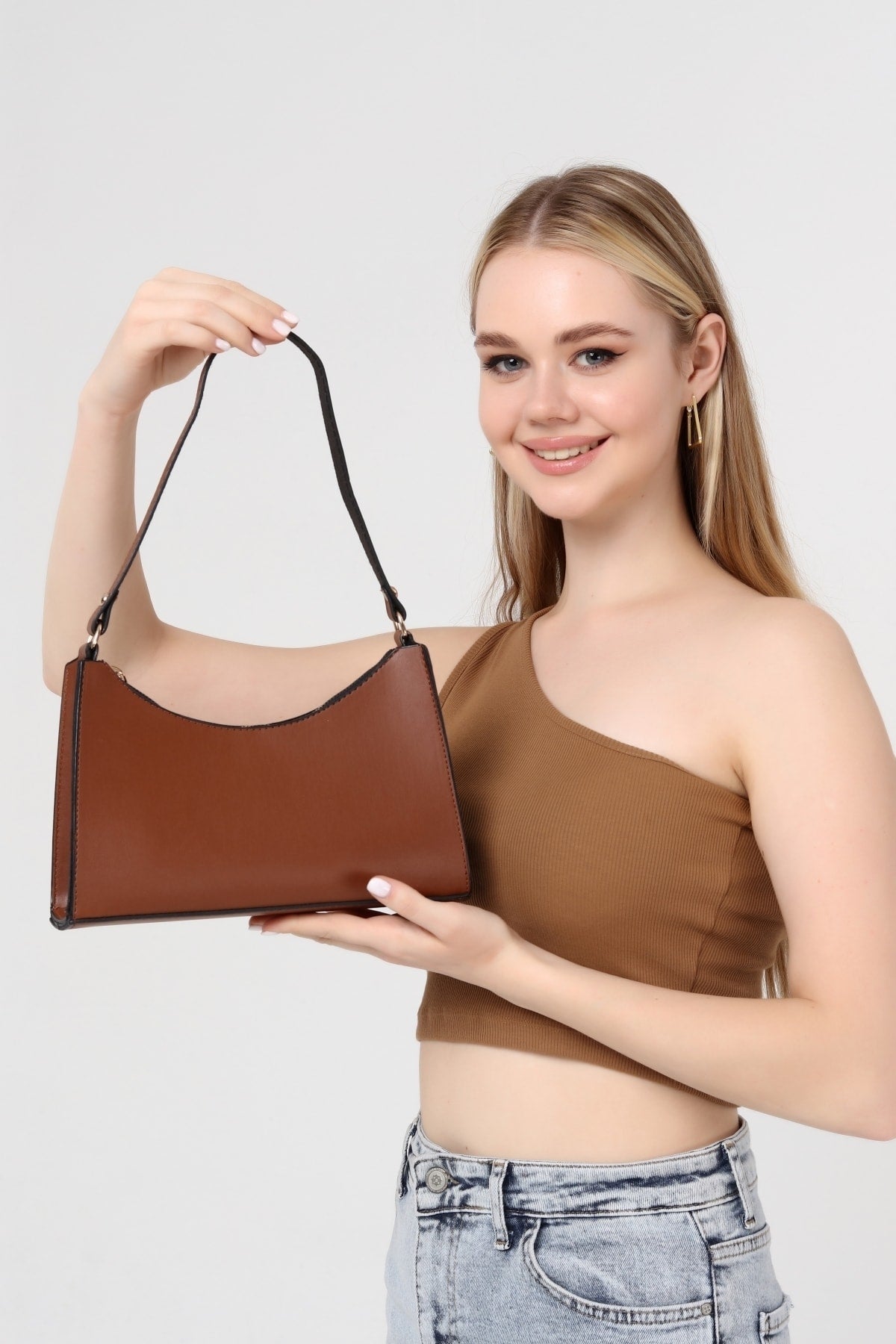 Tan Baguette Baguette Hand And Shoulder Bag Gc009025