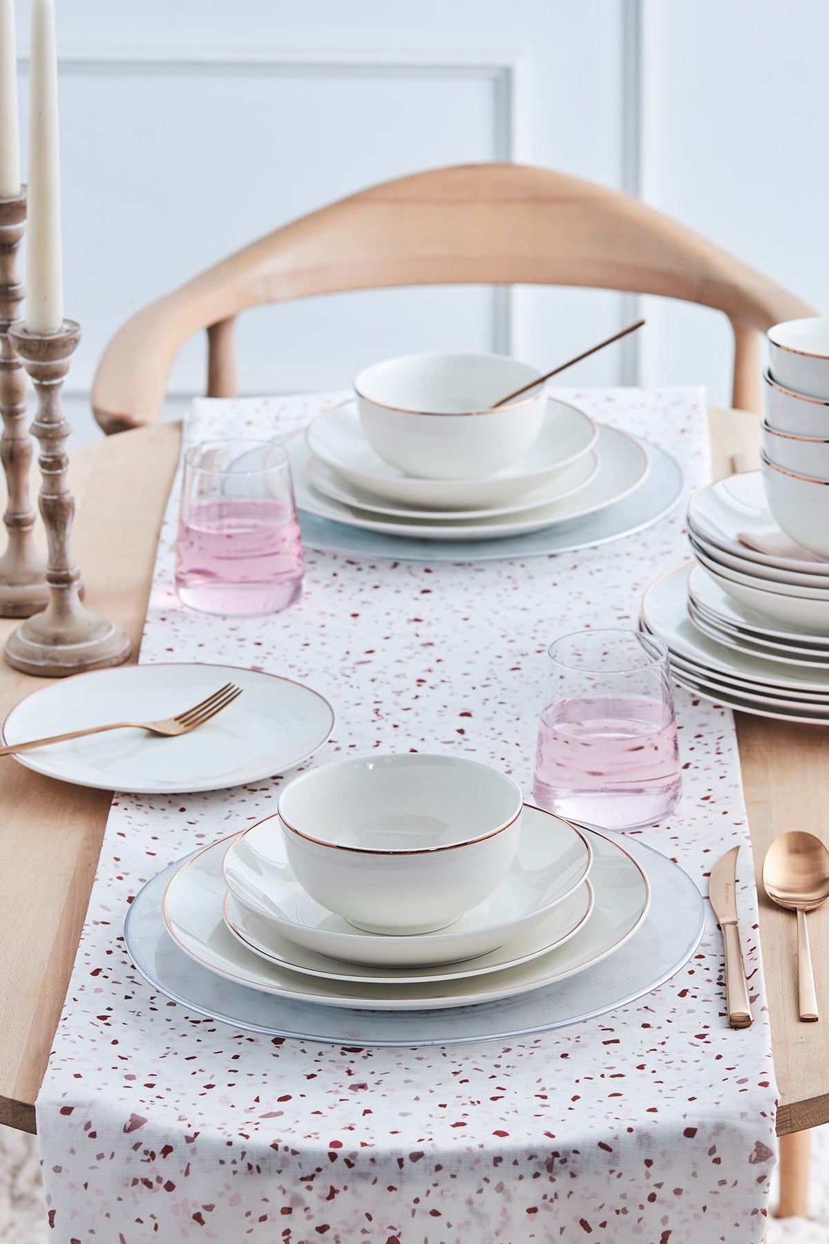 Leon Rose Gold 24 Pieces 6 Person Porcelain Dinnerware