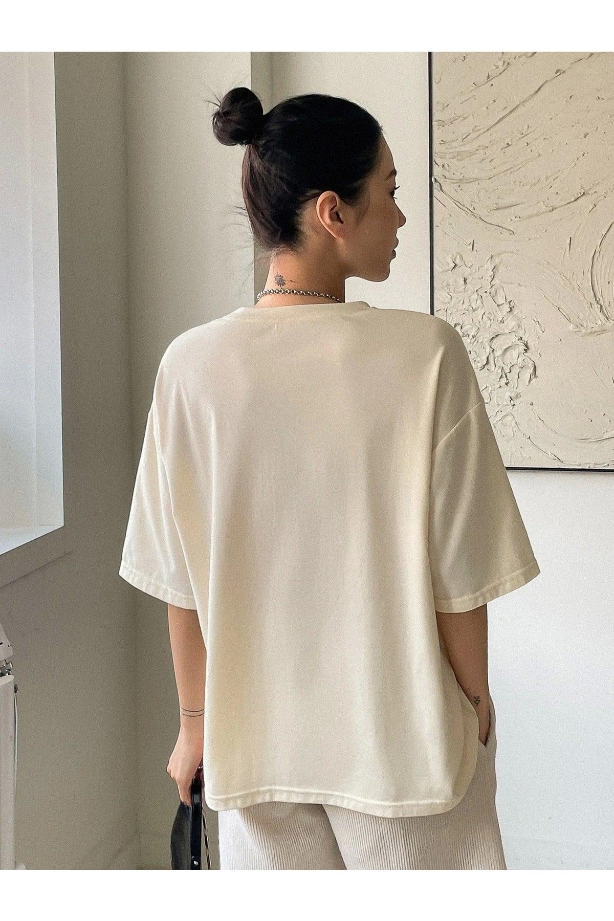 Women's Beige Balance Printed Oversize T-shirt - Swordslife