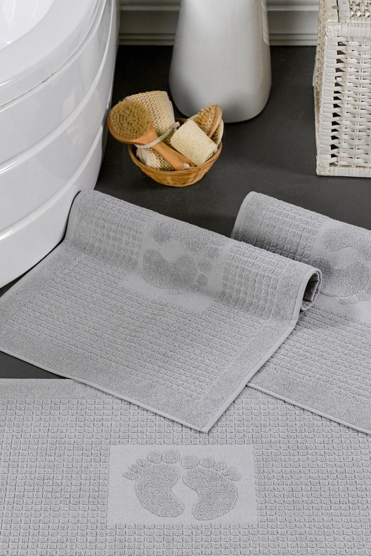 Pieces of 780 Gr. Foot Towel-mat Set - Swordslife