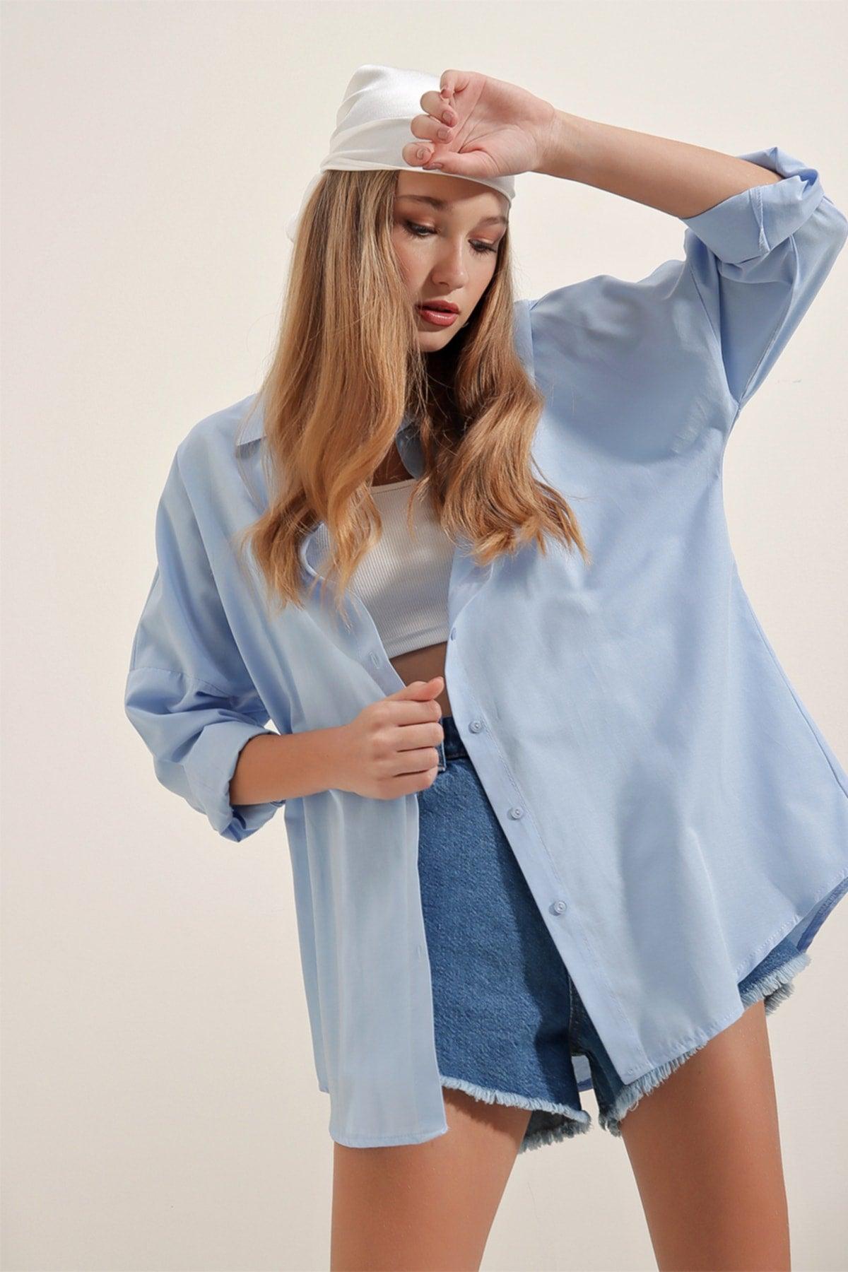 3900 Blue Oversize Long Basic Shirt - Swordslife