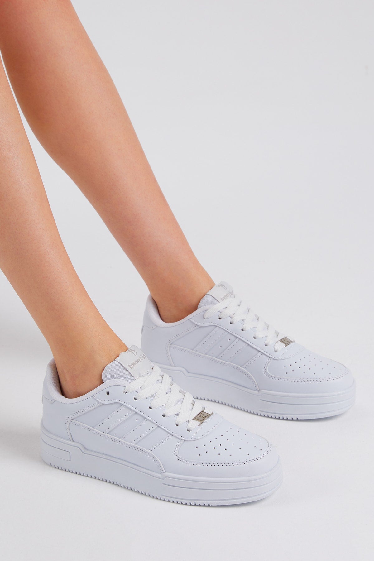 Unisex White White Side Striped Lace-up Comfort Fit Sneaker