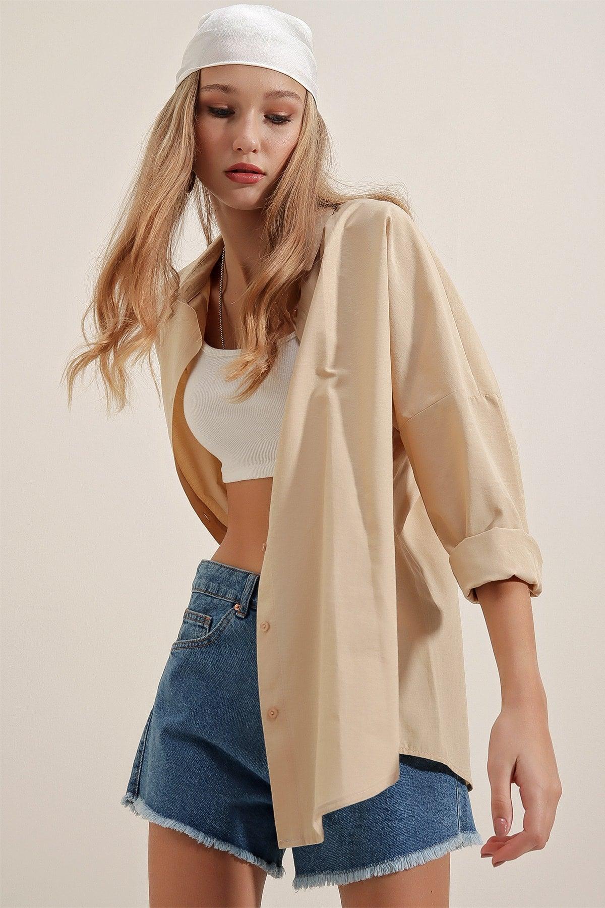 3900 Oversize Long Basic Shirt - Beige - Swordslife