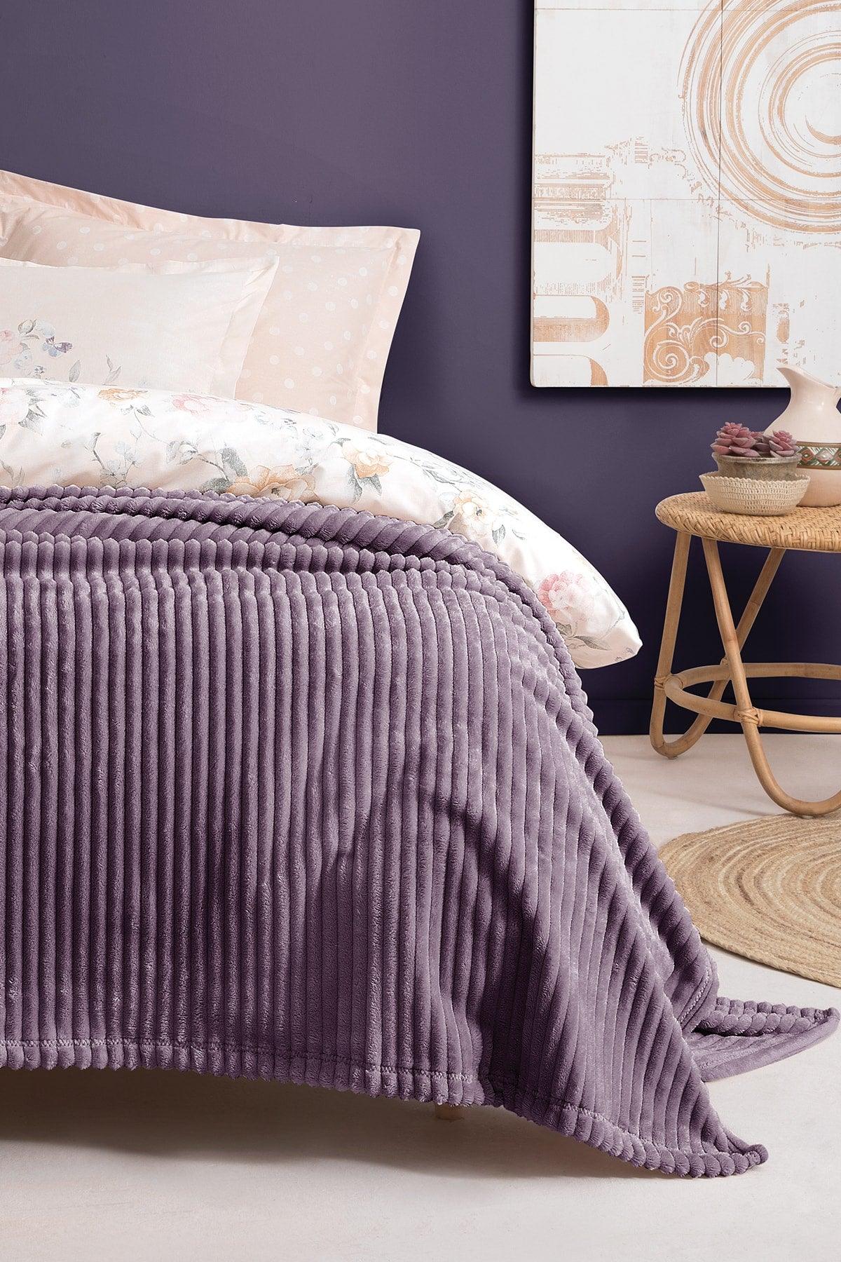 Holly Wellsoft Double Blanket - Ash Purple - Swordslife