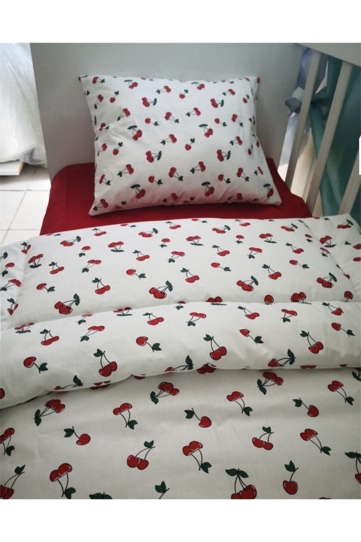 Baby Girl Cherry Red Cotton Duvet Cover Set 100x150