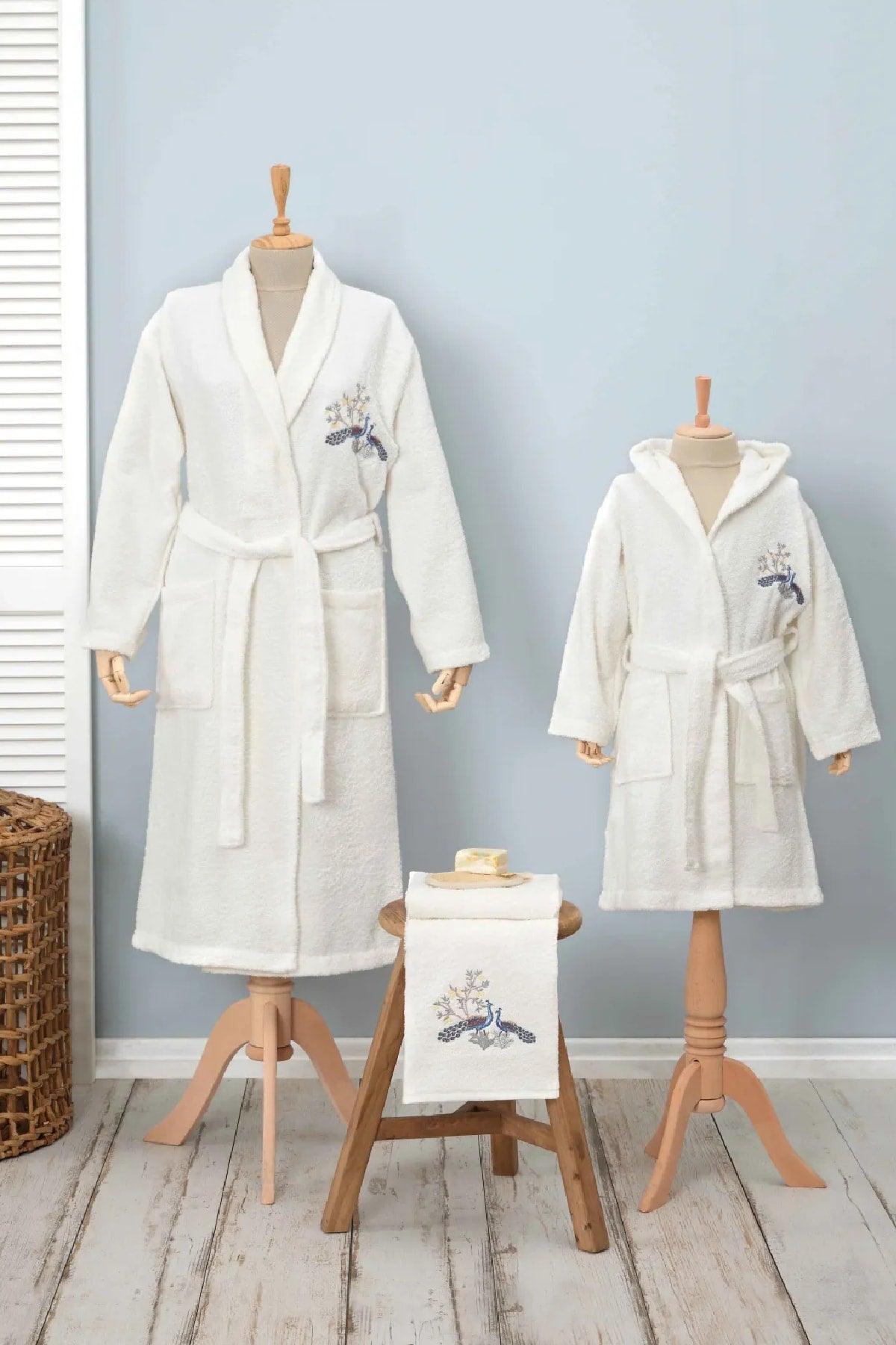 Dina Women's Bathrobe Set L/xl - Swordslife