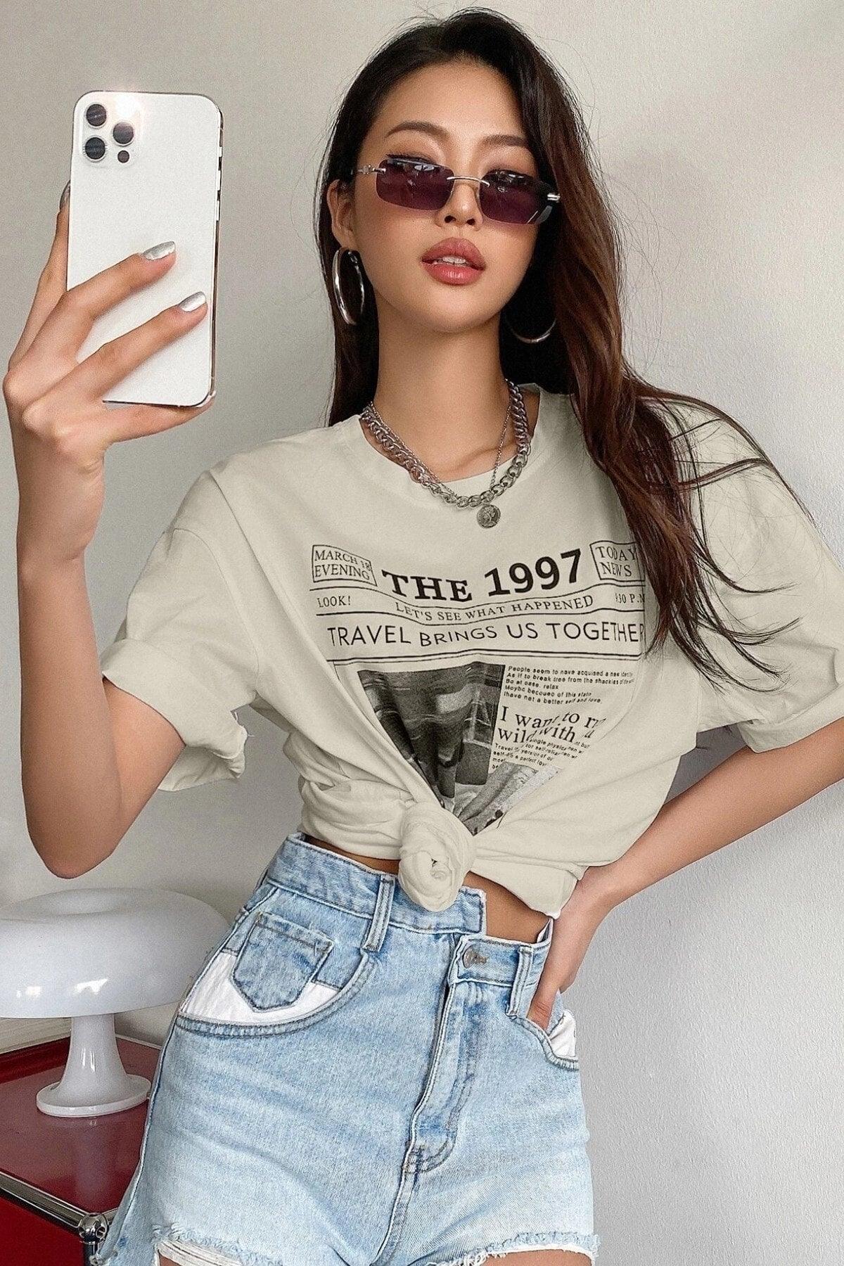 Women's Beige The 1997 Printed Oversize T-shirt - Swordslife