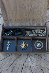 Necklace Set Wooden Special Gift Boxed Triagle Arrow, Pole Compass And Lion Imprint Rope And Chain