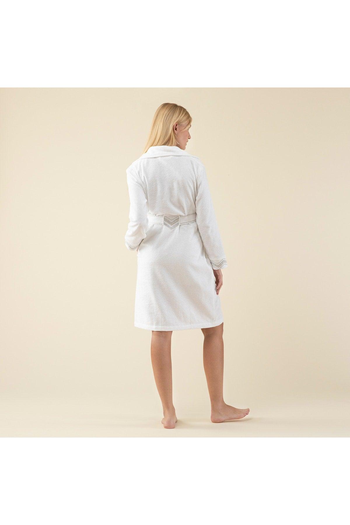 Valeri Women's Bathrobe White - Swordslife