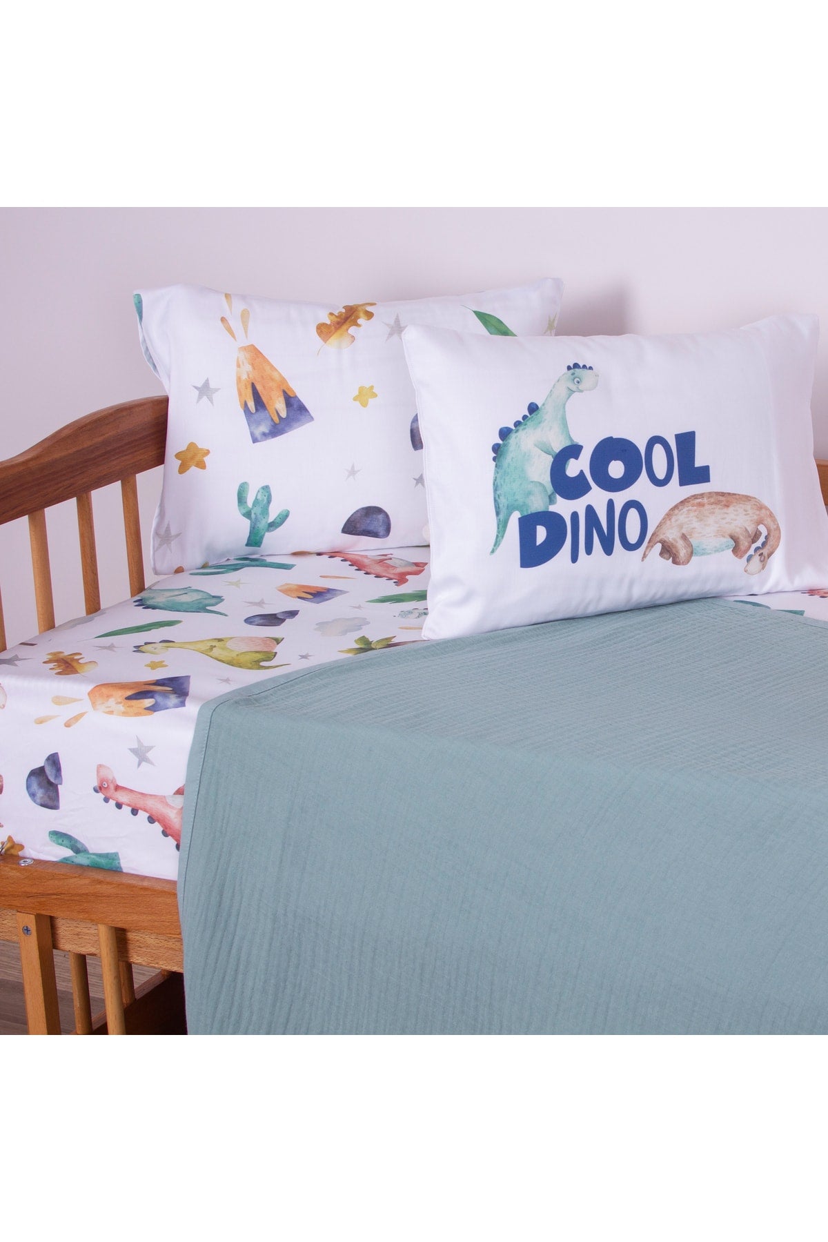 ORGANIC MUSLIN PICTURE AND COTTON SATIN BABY BEDDING - DINOSAUR AND NATURE THEMED