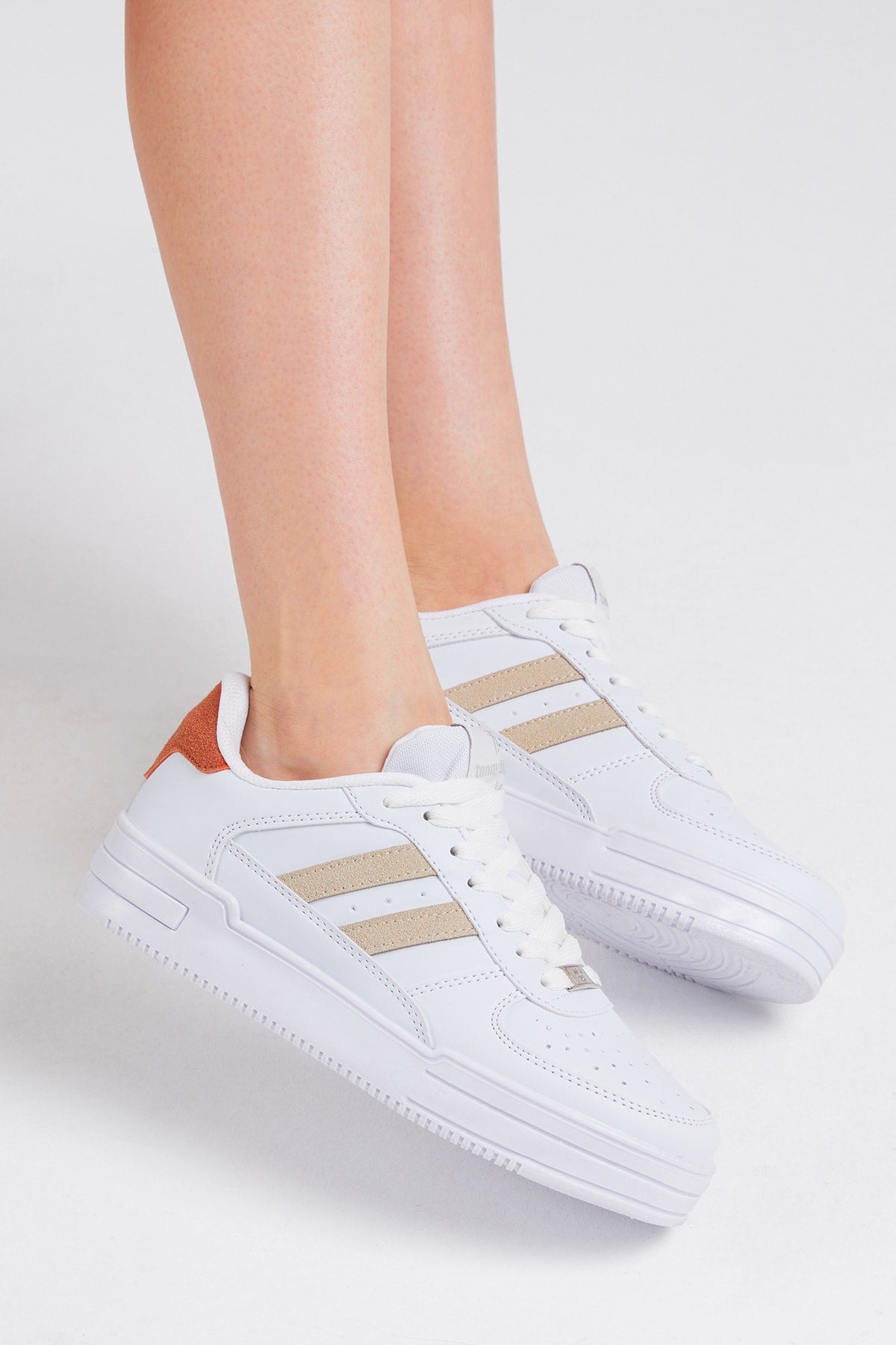 Unisex White Beige Side Stripe Lace-up Comfort Fit Sneaker