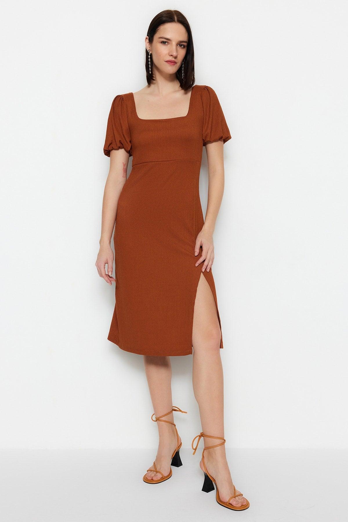 Cinnamon Square Neck Balloon Sleeve A-Line Slit Detailed Midi Knitted Dress TWOSS23EL01533 - Swordslife