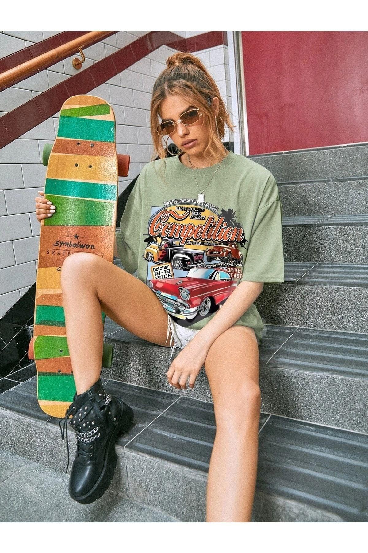 Women's Chalk Green Compeltition Printed Oversize T-shirt - Swordslife