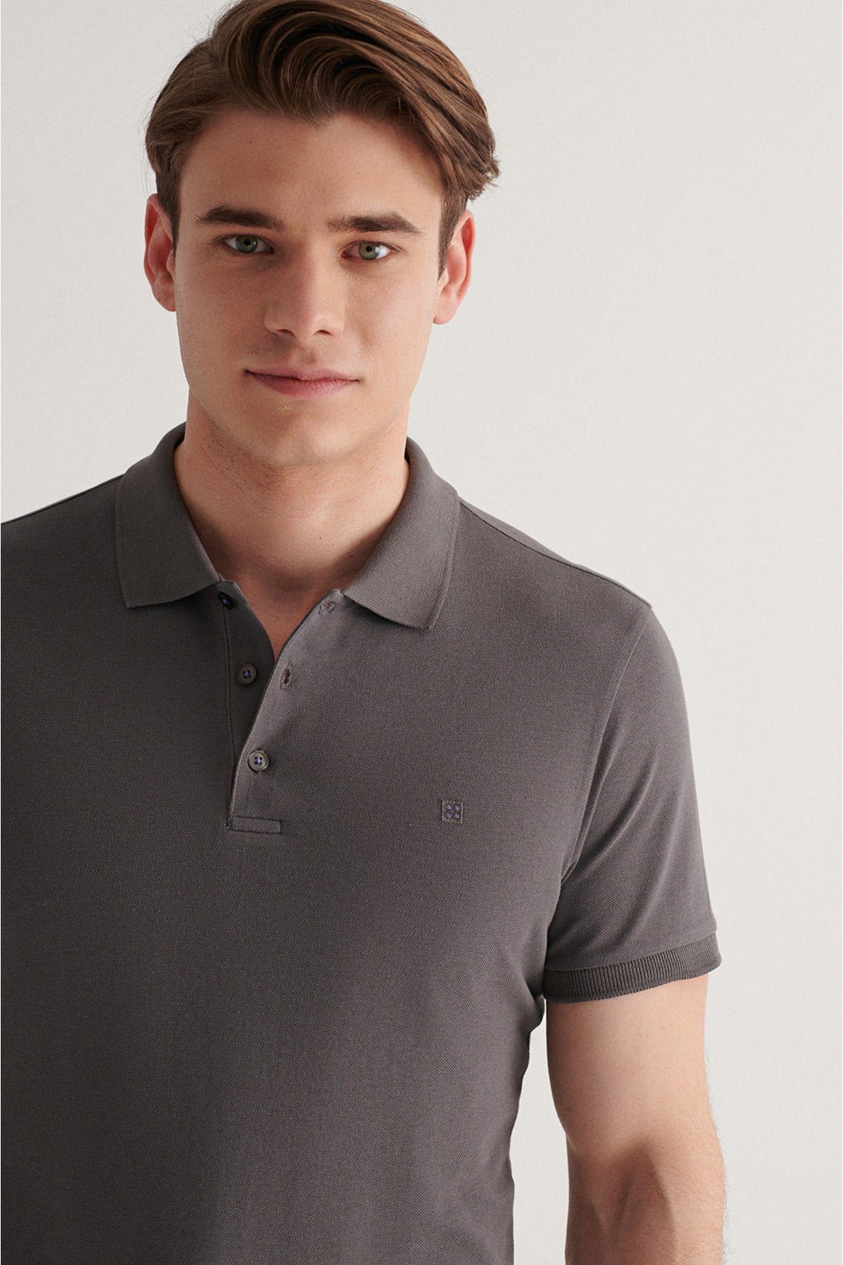 Men's Anthracite 100% Cotton Breathable Standard Fit Normal Cut Polo Neck T-shirt E001004