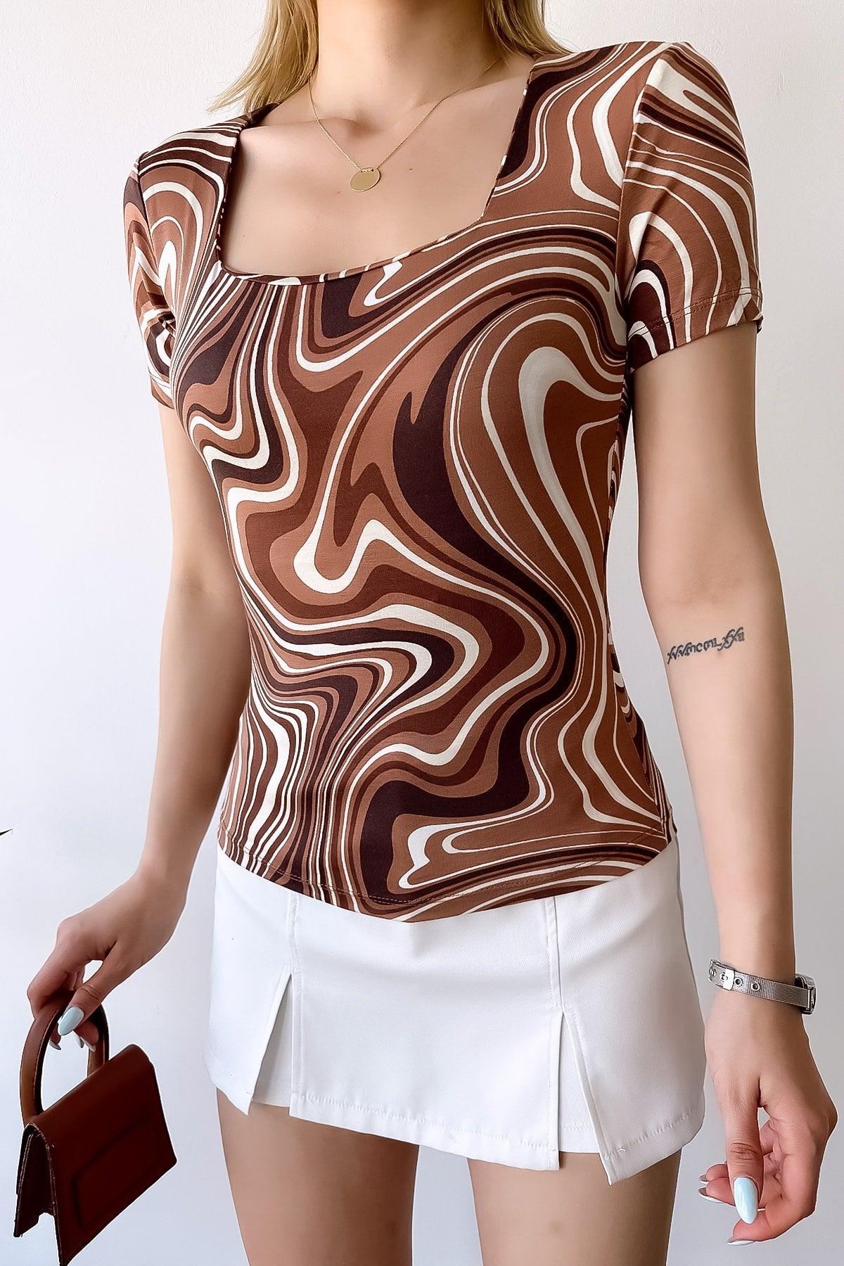 Women's Short Sleeve Square Collar Brown Cream Viscose Blouse - Swordslife