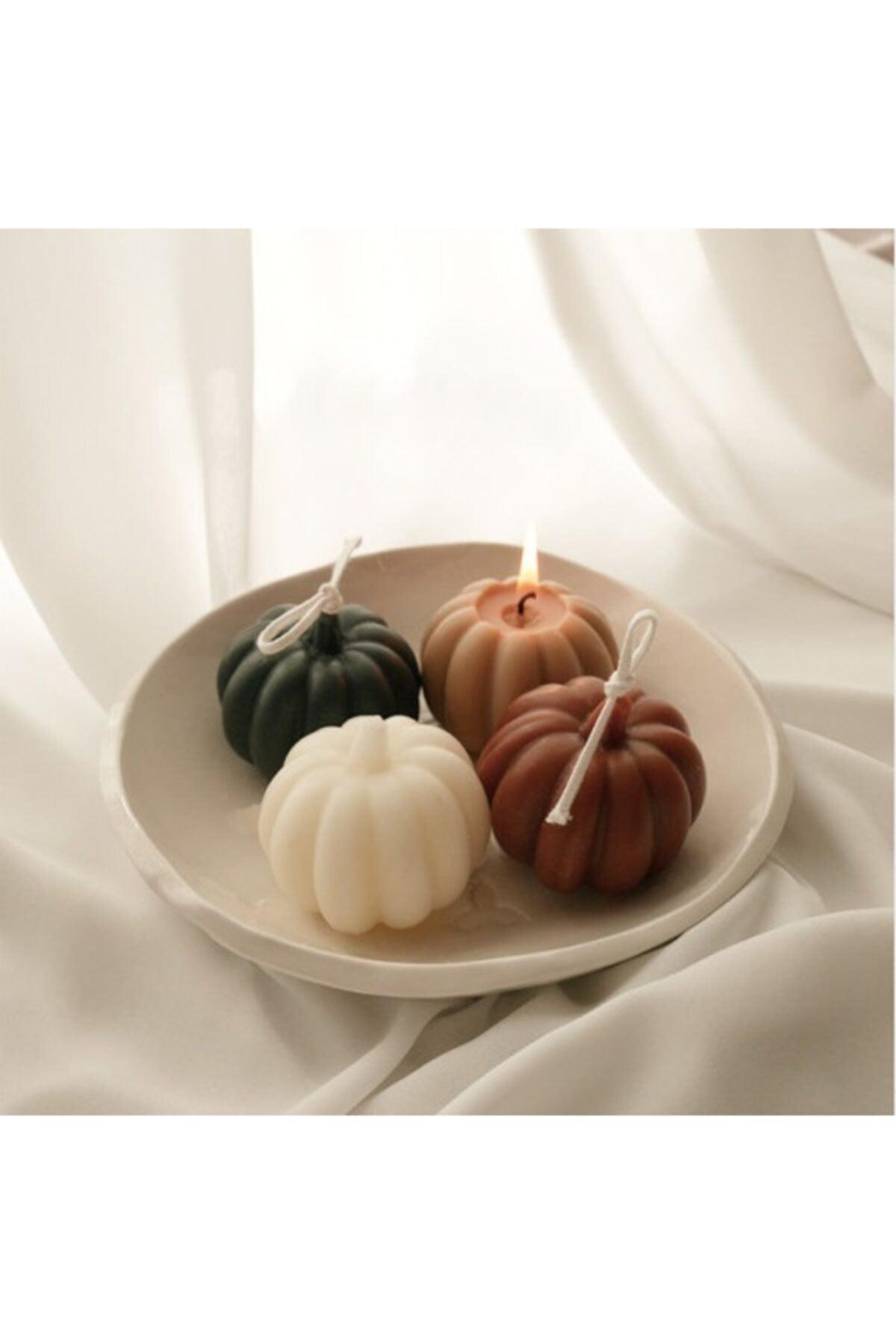 Set of 4 Decorative Scented Pumpkin Candles - Swordslife