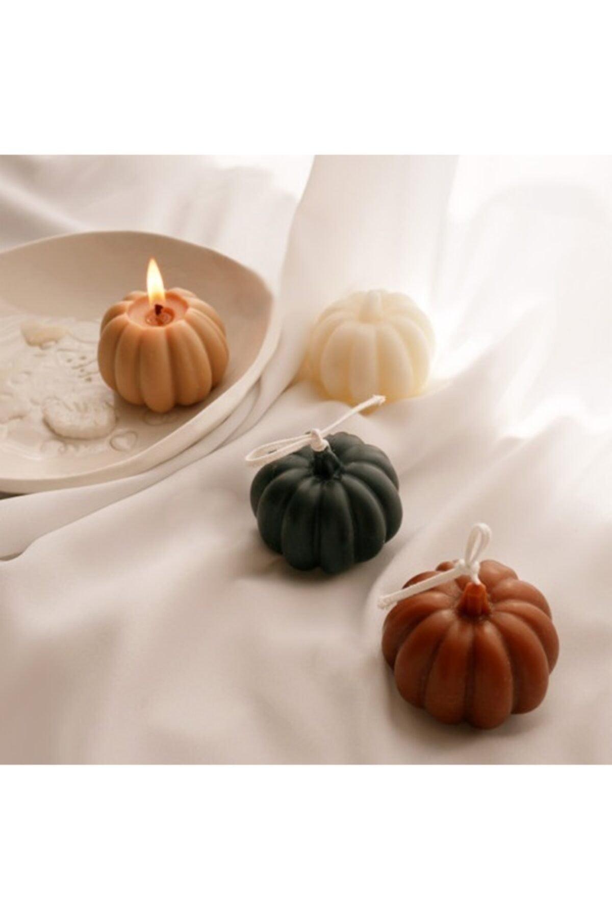 Set of 4 Decorative Scented Pumpkin Candles - Swordslife