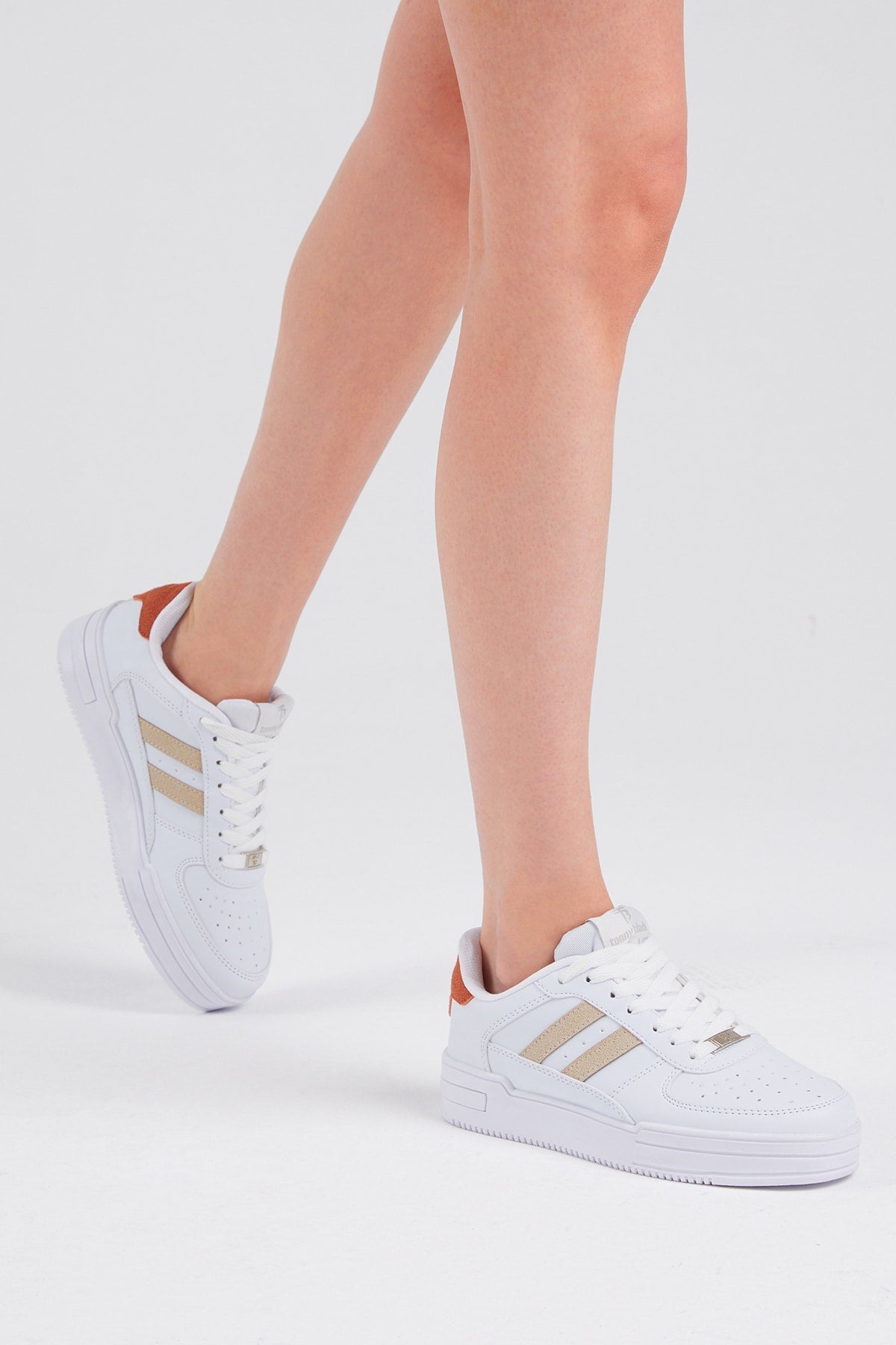 Unisex White Beige Side Stripe Lace-up Comfort Fit Sneaker