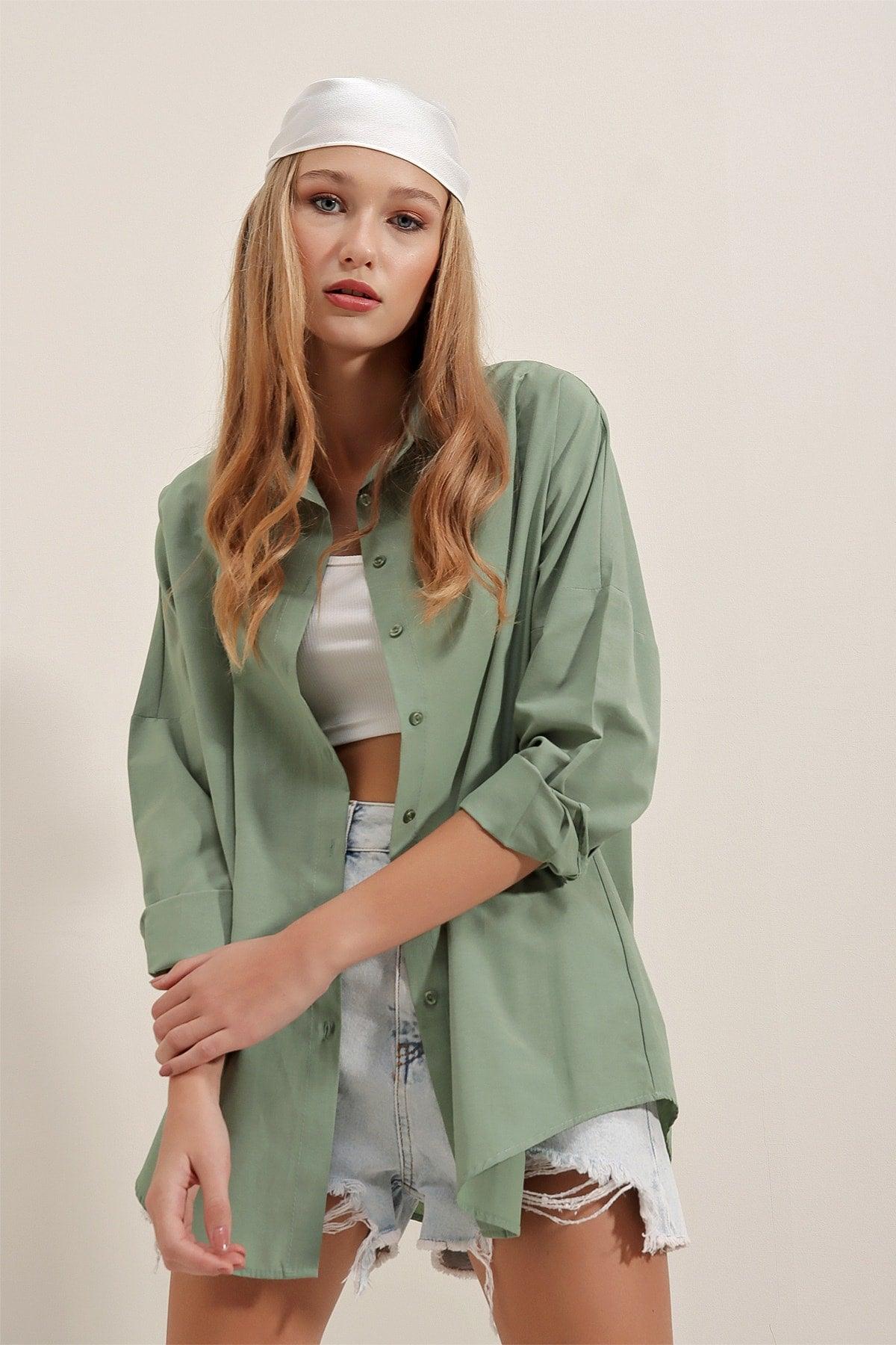 3900 Oversize Long Basic Shirt - Khaki - Swordslife