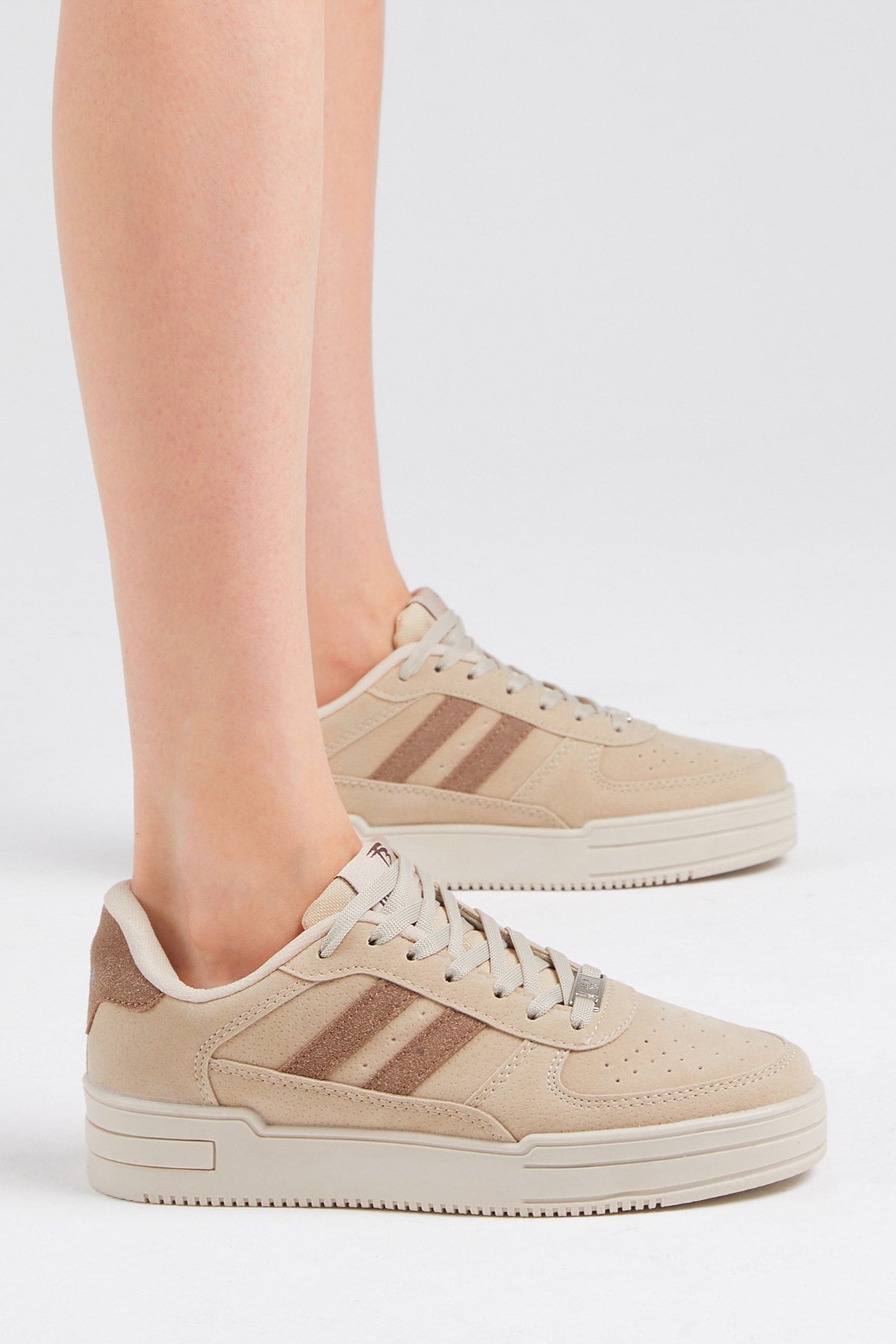 Unisex Beige Brown Side Striped Lace-up Comfort Sneaker