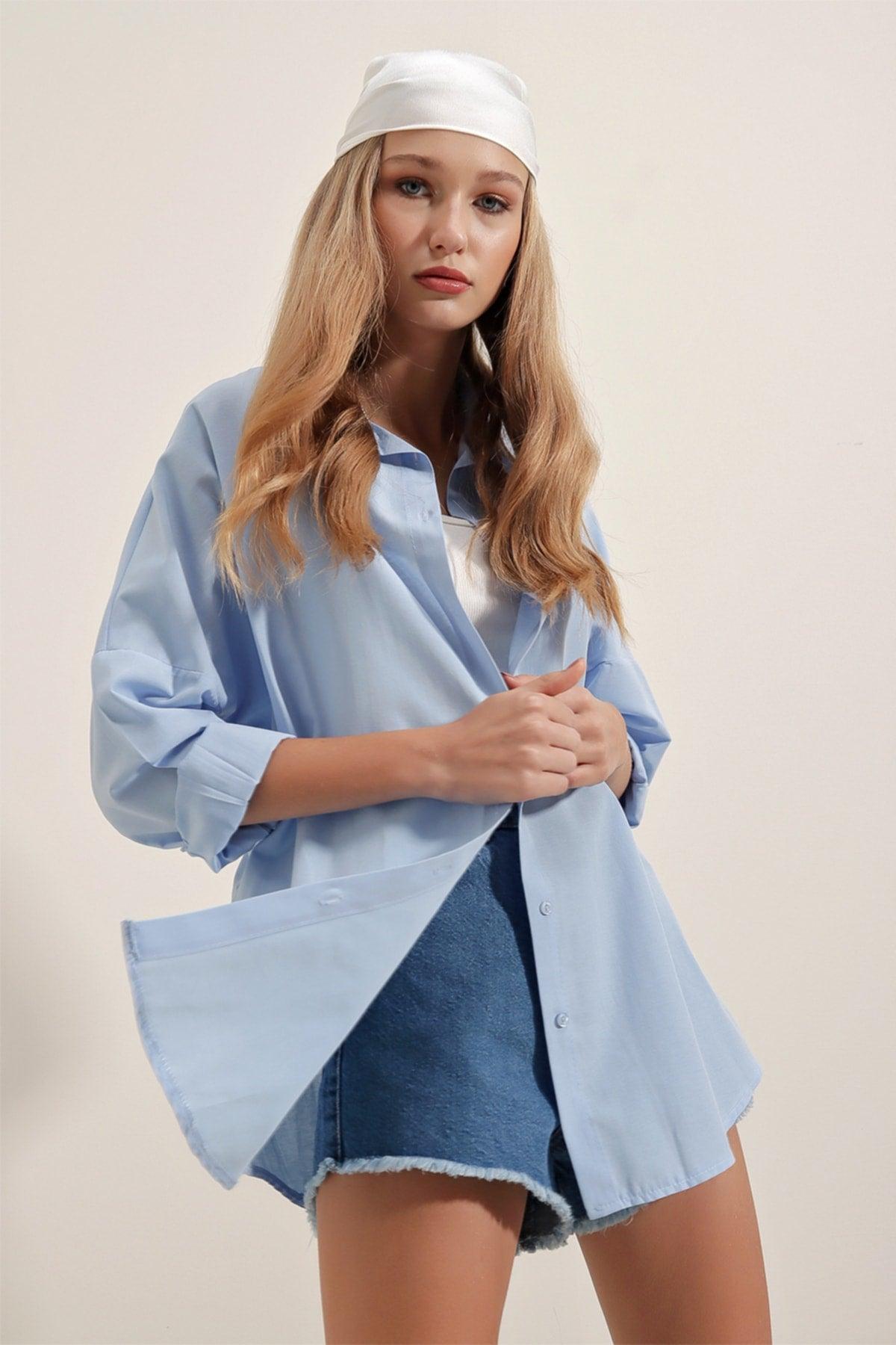 3900 Blue Oversize Long Basic Shirt - Swordslife