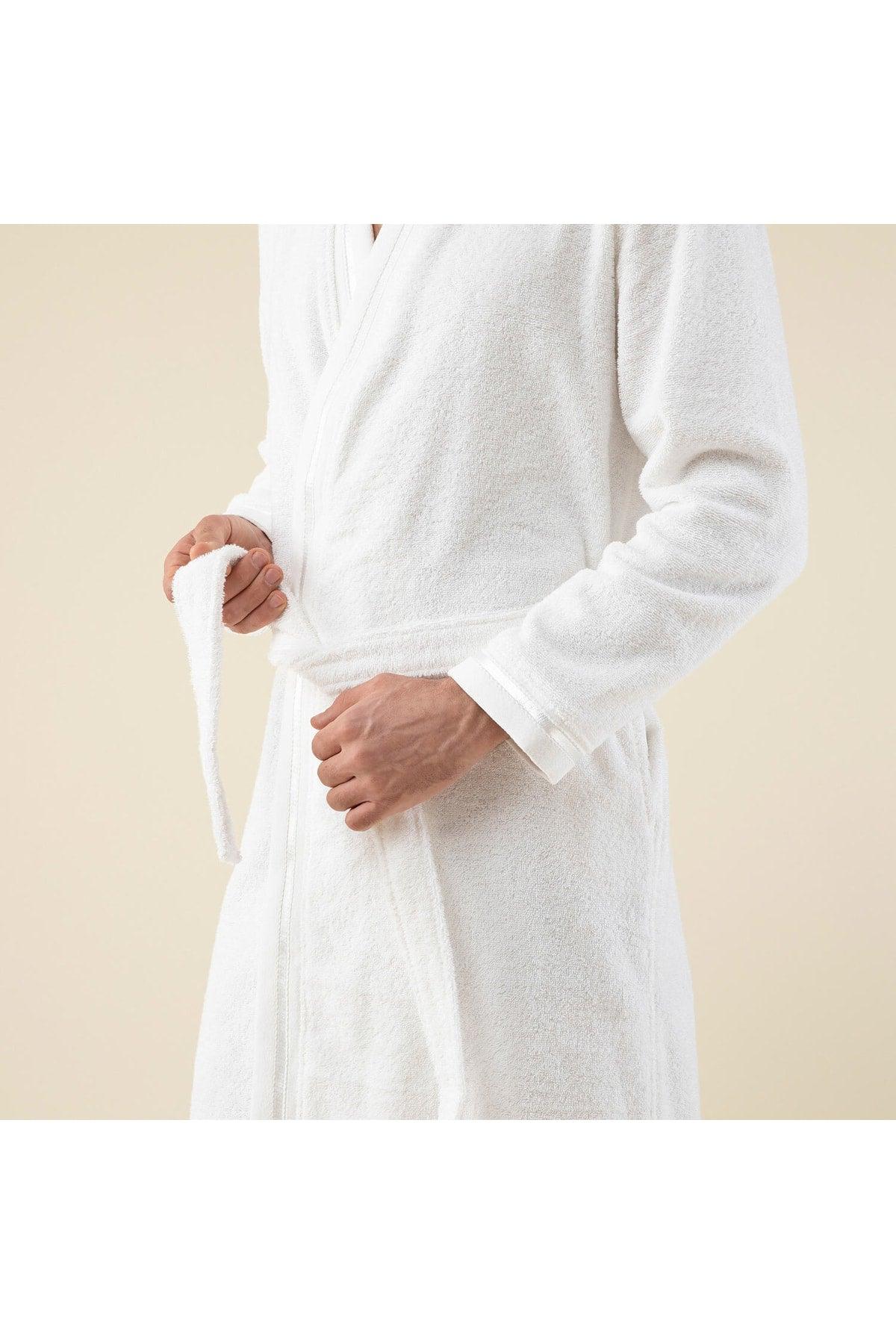 Chic Men's Bathrobe White - Swordslife