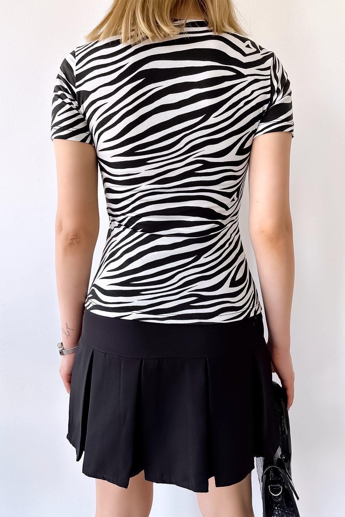 Women's Short Sleeve Square Collar Ecru Zebra Viscose Blouse - Swordslife