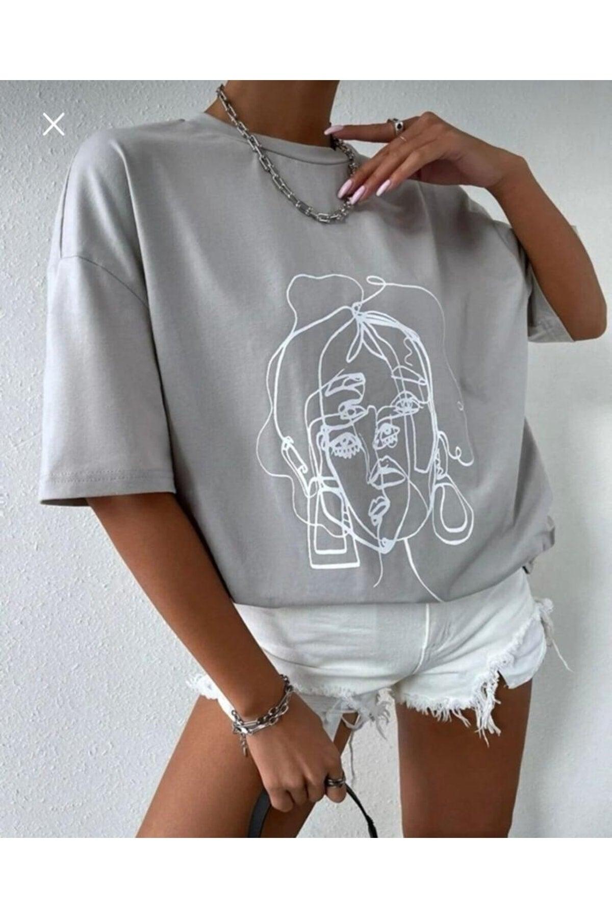 Women's Figure Face Printed Oversize T-shirt - Swordslife