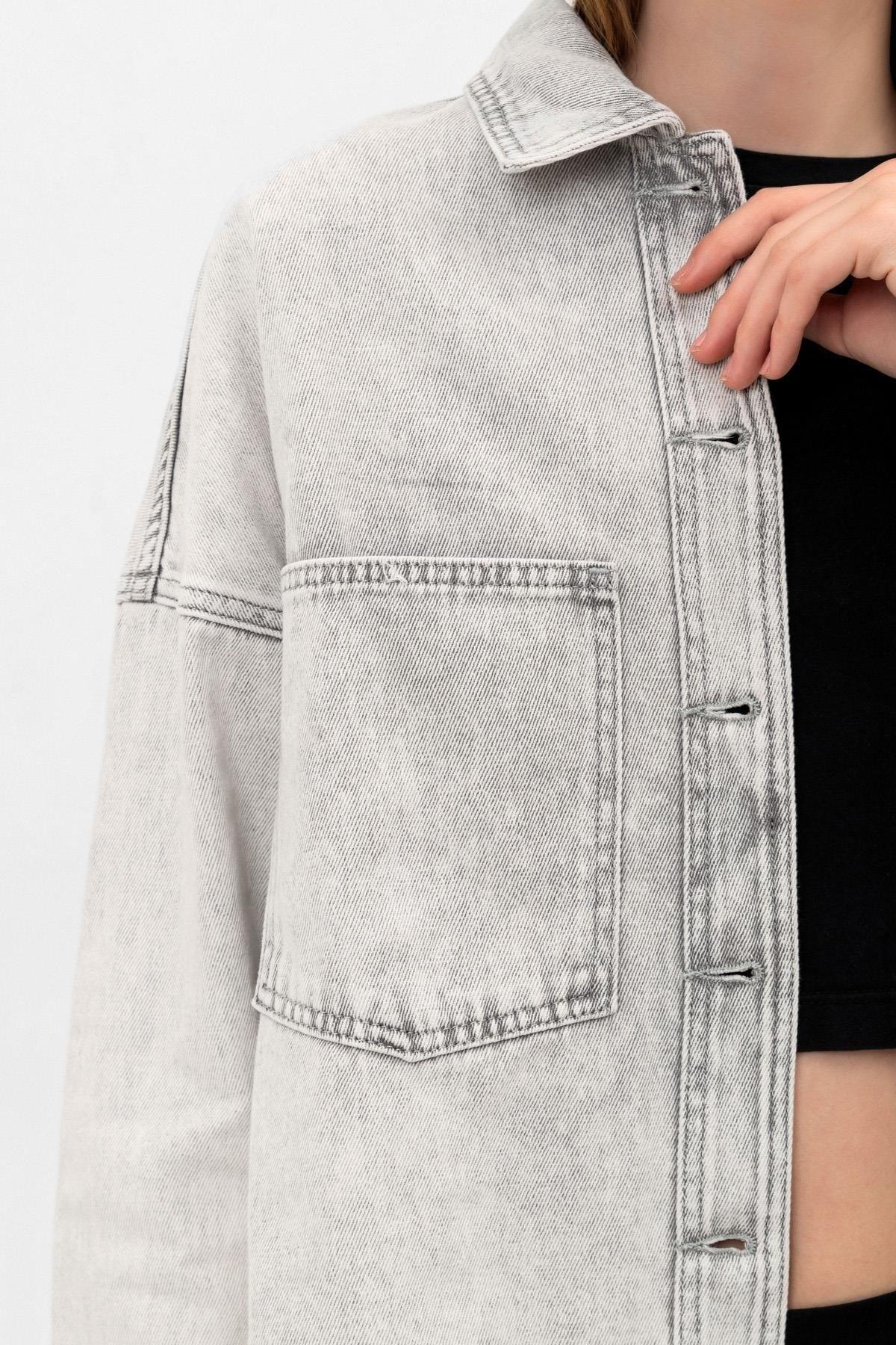 Gray Pocket Slit Detailed Oversize Denim Jacket - Swordslife