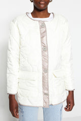Ecru Limited Edition Oversize Pat Detail Quilted Inflatable Jacket TWOAW23MO00134 - Swordslife