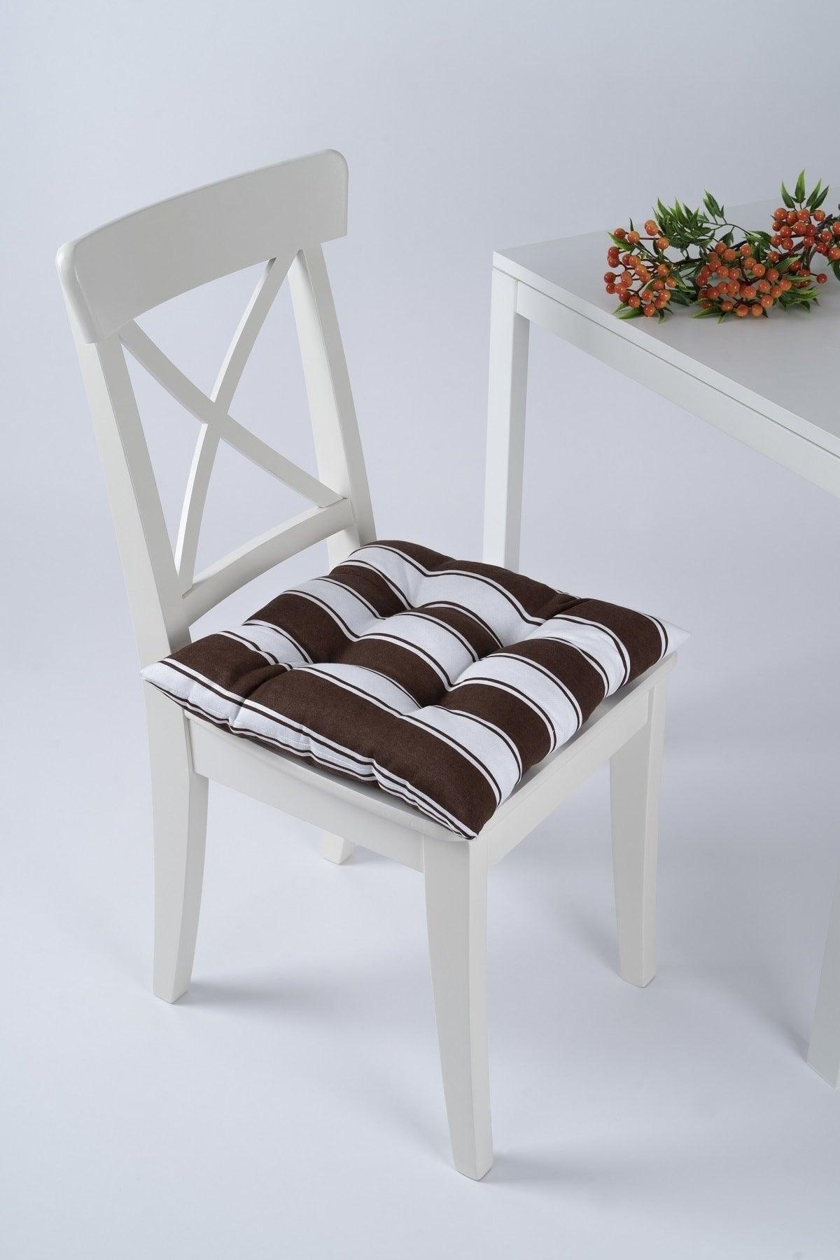 Beta Pofidik Brown White Chair Cushion Laced 40x40cm - Swordslife