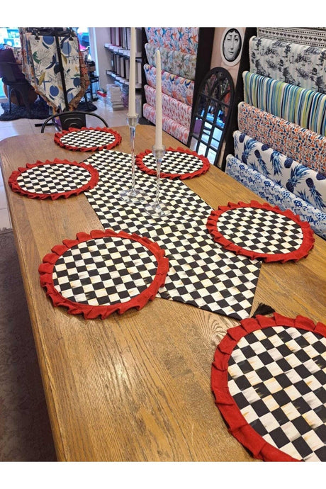 Checkers Red Ruffle Runner Supla Set - Swordslife